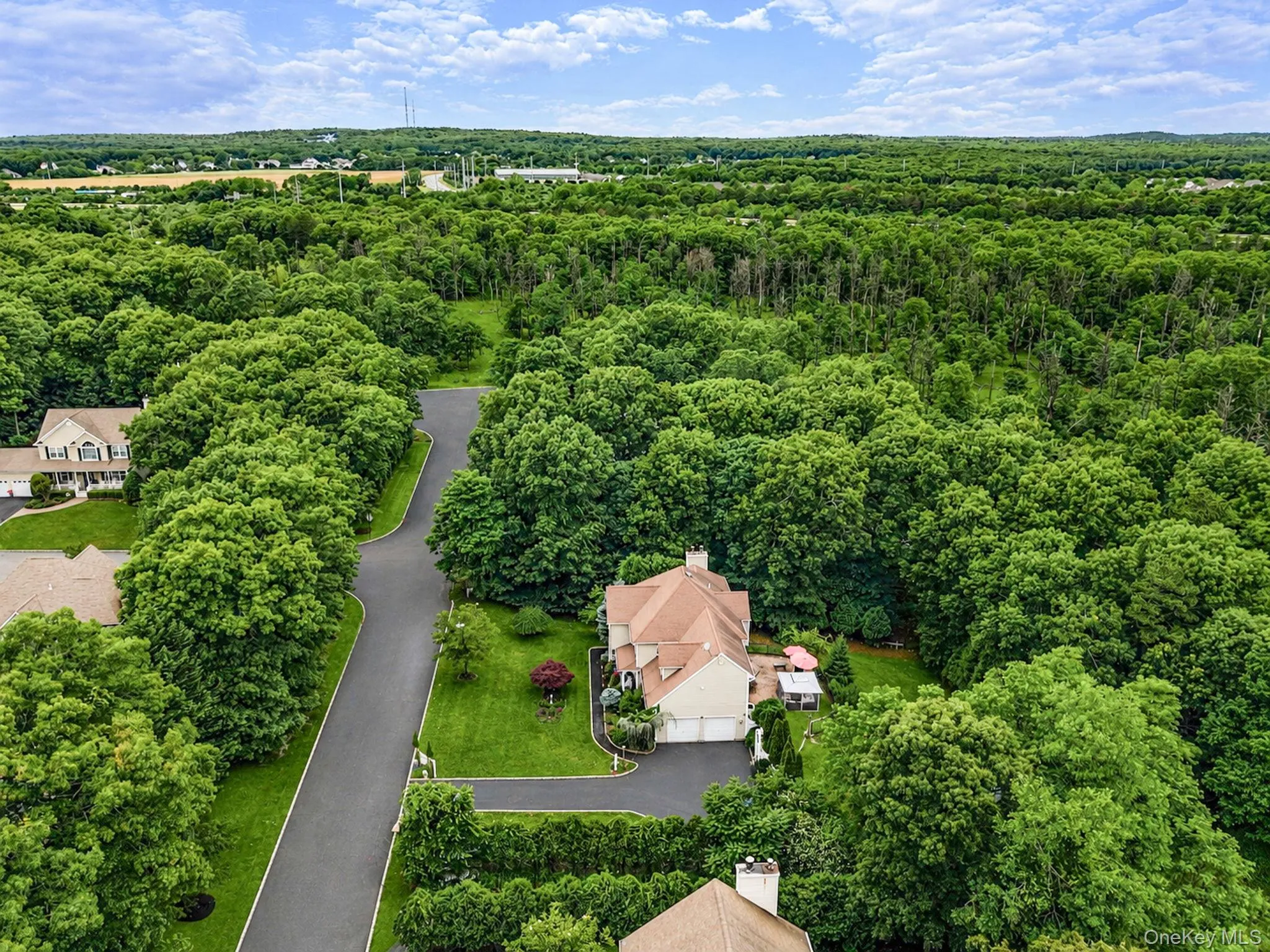 17 Holmes Avenue, Brookhaven, NY, 5 Bedrooms Bedrooms, 10 Rooms Rooms,2 BathroomsBathrooms,Residential,For Rent,Holmes,0,1019160 17 Holmes Avenue, Brookhaven, NY, 5 Bedrooms Bedrooms, 10 Rooms Rooms,2 BathroomsBathrooms,Residential,For Rent,Holmes,0,1019160