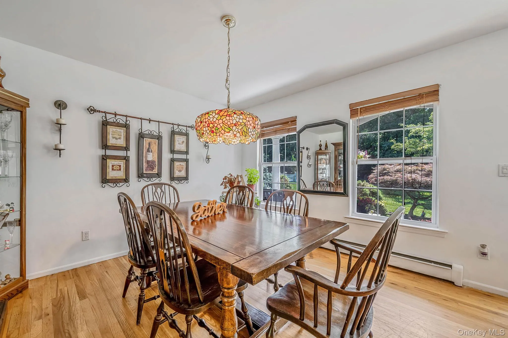 17 Holmes Avenue, Brookhaven, NY, 5 Bedrooms Bedrooms, 10 Rooms Rooms,2 BathroomsBathrooms,Residential,For Rent,Holmes,0,1019160 17 Holmes Avenue, Brookhaven, NY, 5 Bedrooms Bedrooms, 10 Rooms Rooms,2 BathroomsBathrooms,Residential,For Rent,Holmes,0,1019160