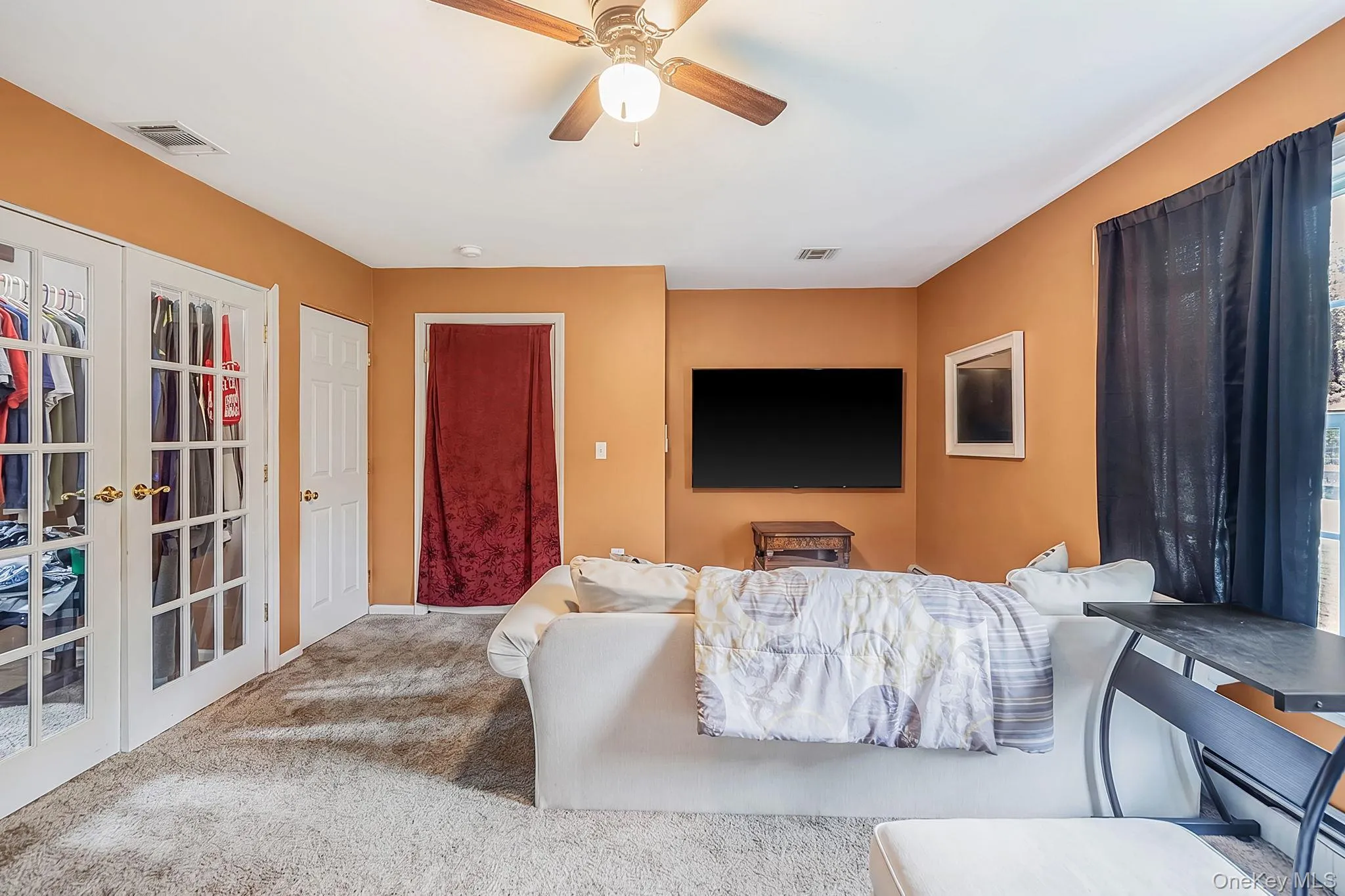 17 Holmes Avenue, Brookhaven, NY, 5 Bedrooms Bedrooms, 10 Rooms Rooms,2 BathroomsBathrooms,Residential,For Rent,Holmes,0,1019160 17 Holmes Avenue, Brookhaven, NY, 5 Bedrooms Bedrooms, 10 Rooms Rooms,2 BathroomsBathrooms,Residential,For Rent,Holmes,0,1019160