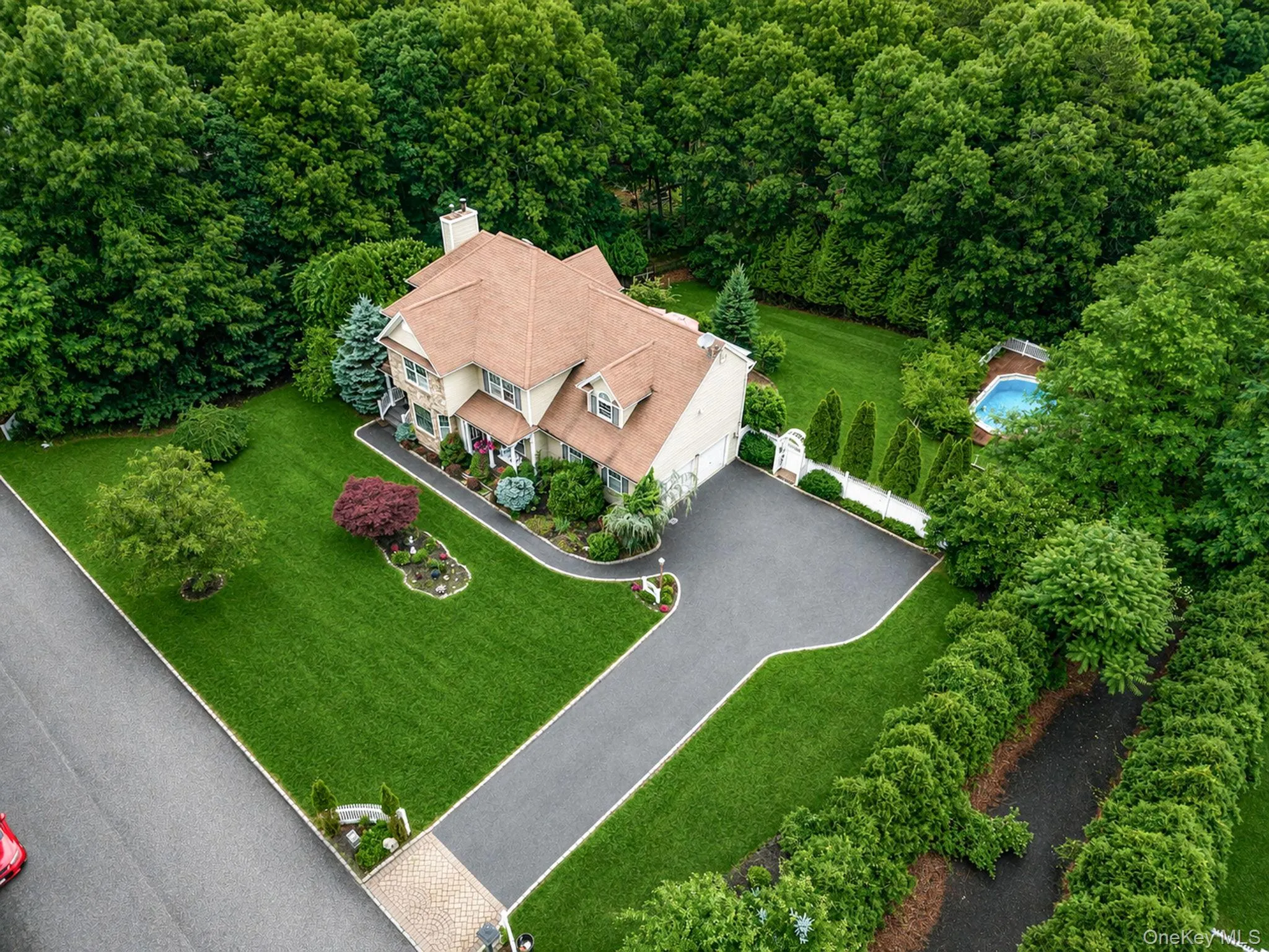 17 Holmes Avenue, Brookhaven, NY, 5 Bedrooms Bedrooms, 10 Rooms Rooms,2 BathroomsBathrooms,Residential,For Rent,Holmes,0,1019160 17 Holmes Avenue, Brookhaven, NY, 5 Bedrooms Bedrooms, 10 Rooms Rooms,2 BathroomsBathrooms,Residential,For Rent,Holmes,0,1019160