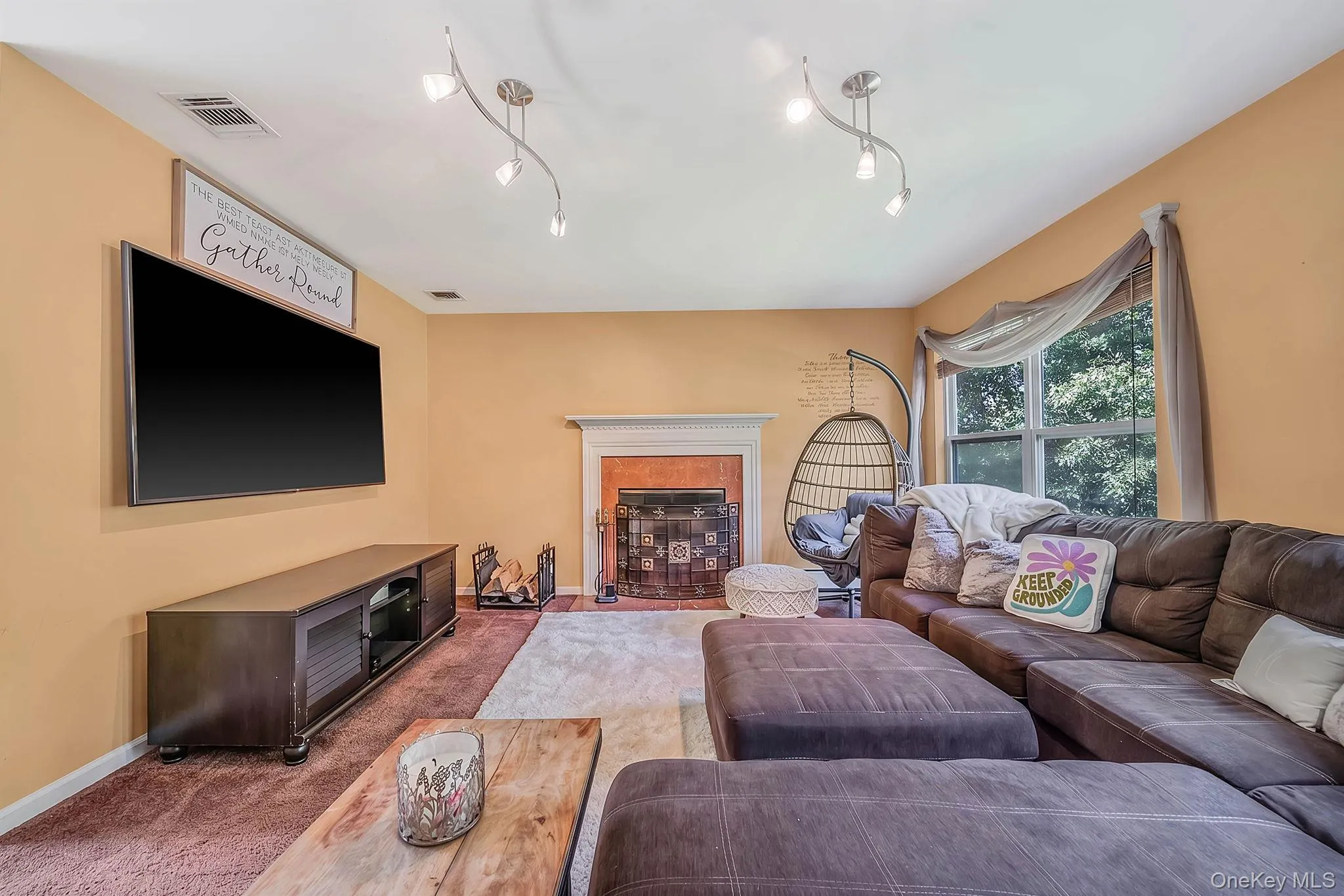 17 Holmes Avenue, Brookhaven, NY, 5 Bedrooms Bedrooms, 10 Rooms Rooms,2 BathroomsBathrooms,Residential,For Rent,Holmes,0,1019160 17 Holmes Avenue, Brookhaven, NY, 5 Bedrooms Bedrooms, 10 Rooms Rooms,2 BathroomsBathrooms,Residential,For Rent,Holmes,0,1019160