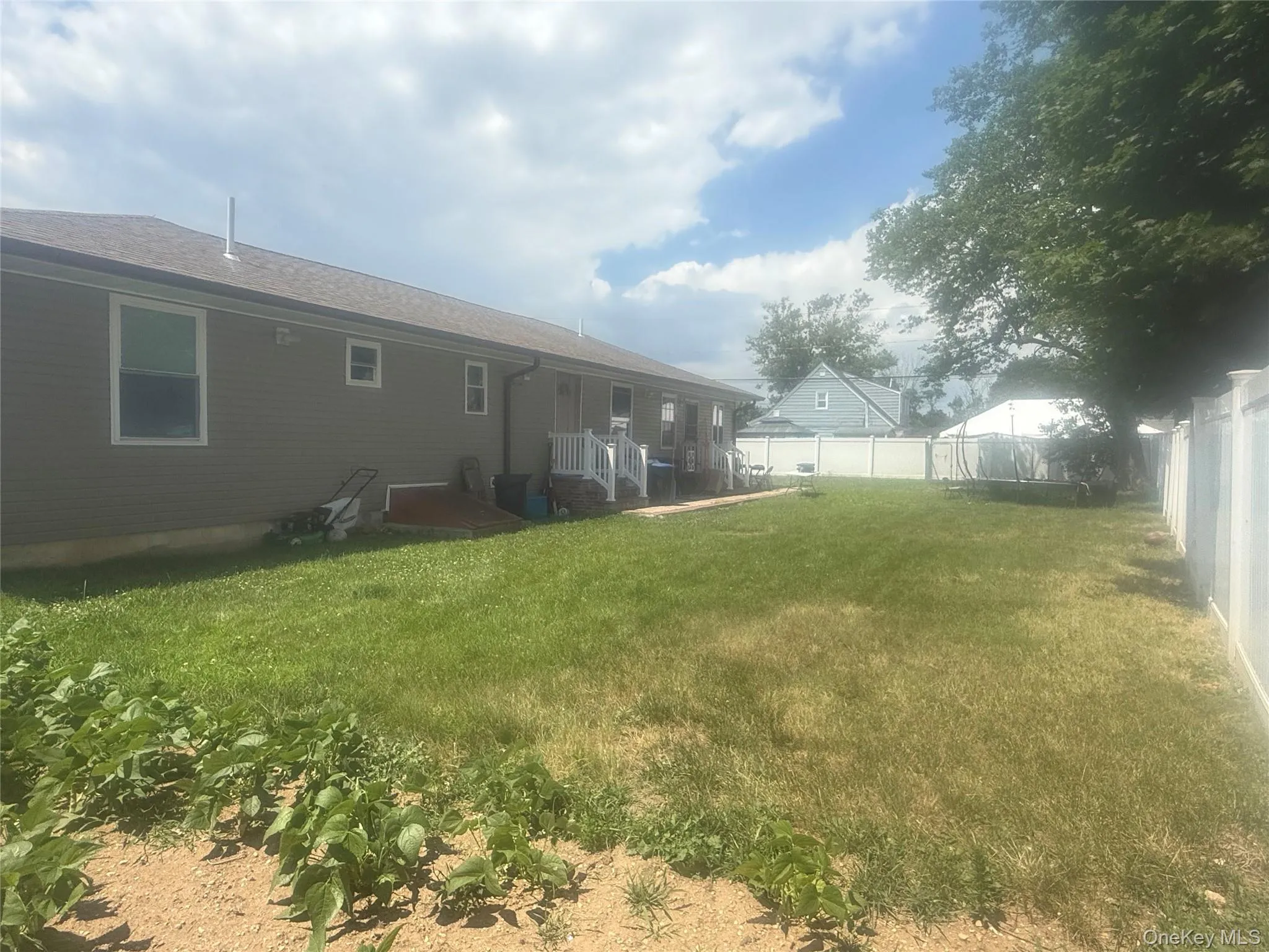 32 Bedford Street, Babylon, NY, 5 Bedrooms Bedrooms, 9 Rooms Rooms,2 BathroomsBathrooms,Residential,For Rent,Bedford,0,1019163 32 Bedford Street, Babylon, NY, 5 Bedrooms Bedrooms, 9 Rooms Rooms,2 BathroomsBathrooms,Residential,For Rent,Bedford,0,1019163