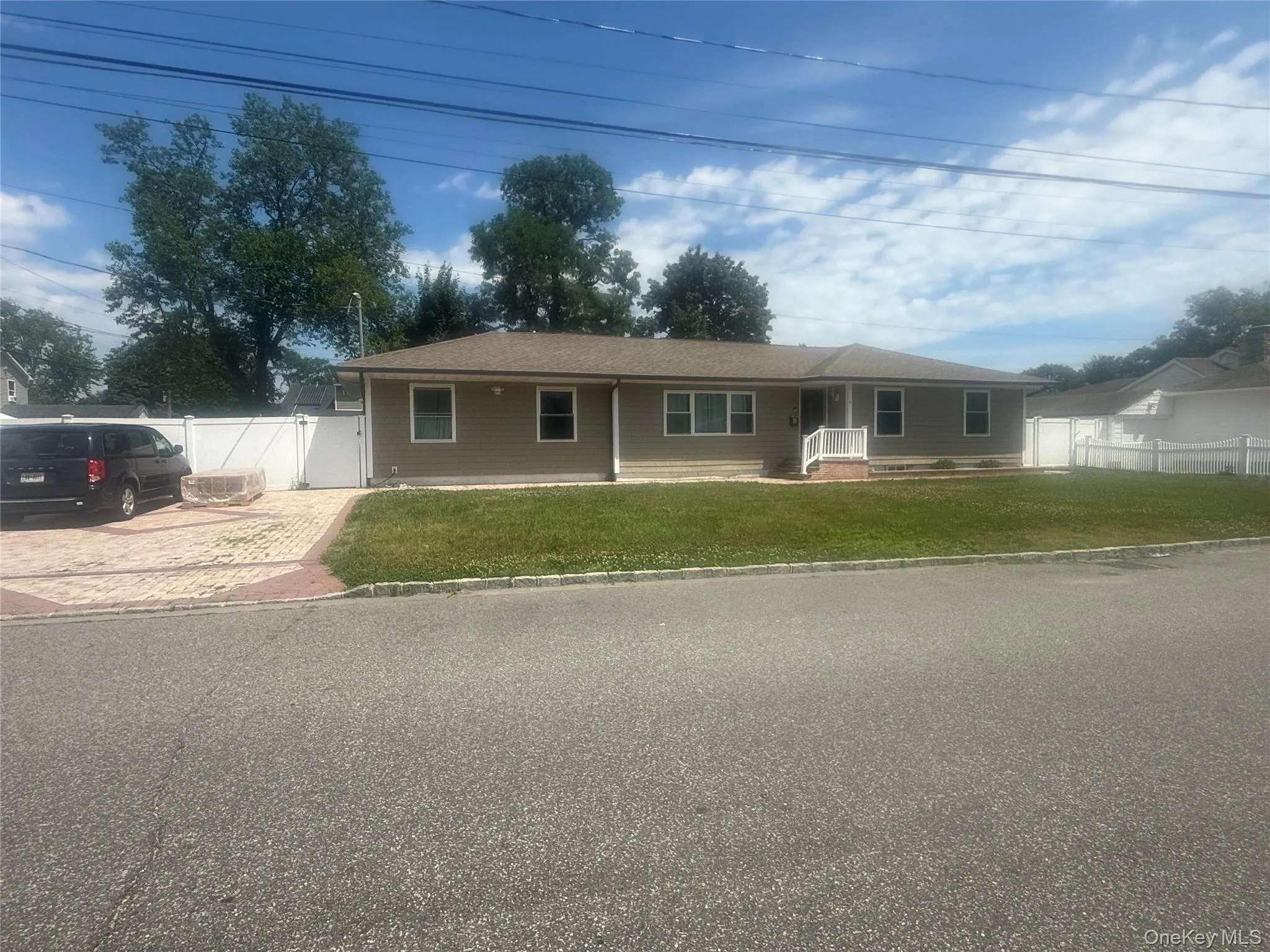 32 Bedford Street, Babylon, NY, 5 Bedrooms Bedrooms, 9 Rooms Rooms,2 BathroomsBathrooms,Residential,For Rent,Bedford,0,1019163 32 Bedford Street, Babylon, NY, 5 Bedrooms Bedrooms, 9 Rooms Rooms,2 BathroomsBathrooms,Residential,For Rent,Bedford,0,1019163