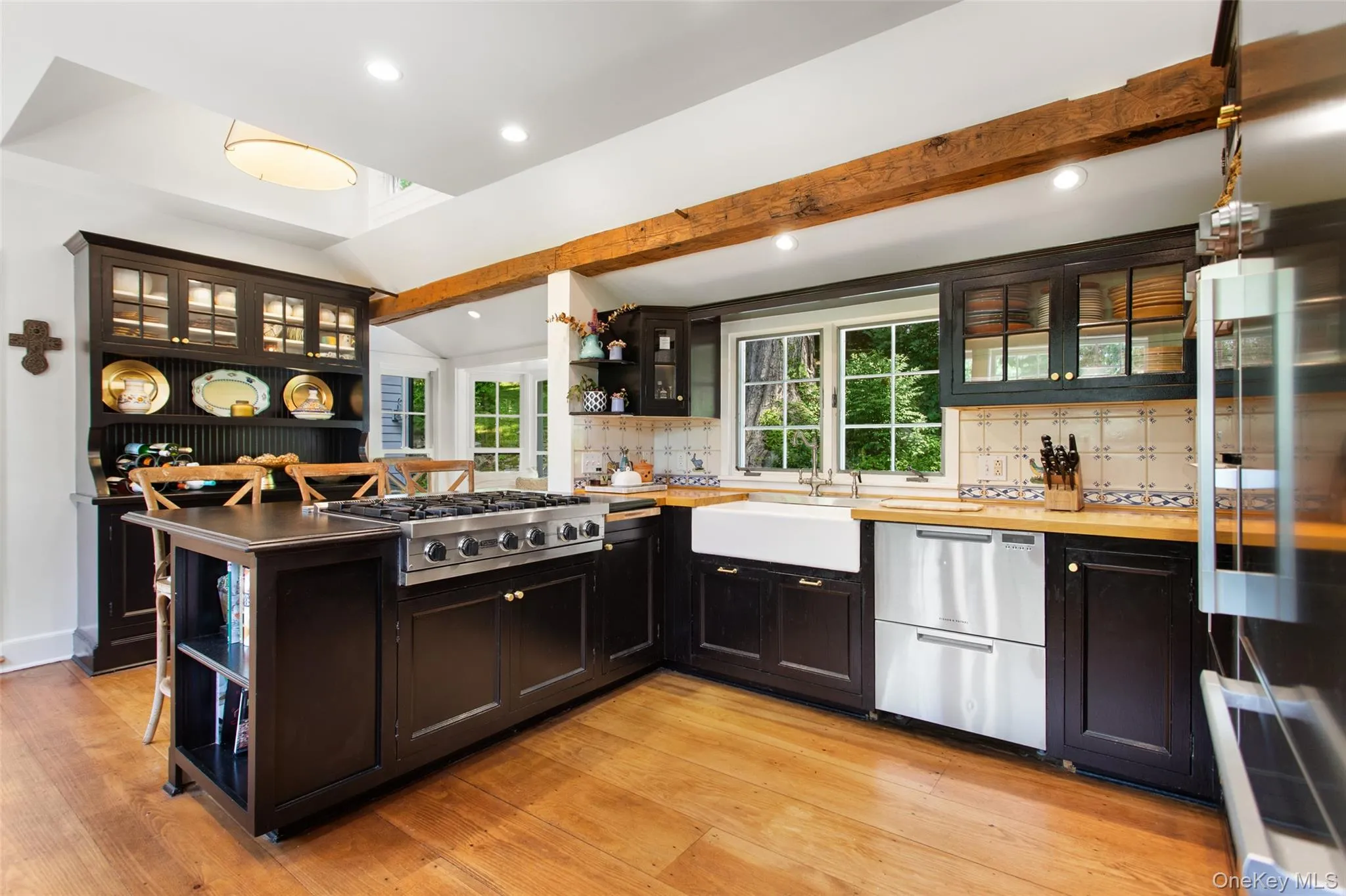 35 Old Snake Hill Road, Pound Ridge, NY, 4 Bedrooms Bedrooms, 12 Rooms Rooms,5 BathroomsBathrooms,Residential,For Rent,Old Snake Hill,0,1019164 35 Old Snake Hill Road, Pound Ridge, NY, 4 Bedrooms Bedrooms, 12 Rooms Rooms,5 BathroomsBathrooms,Residential,For Rent,Old Snake Hill,0,1019164