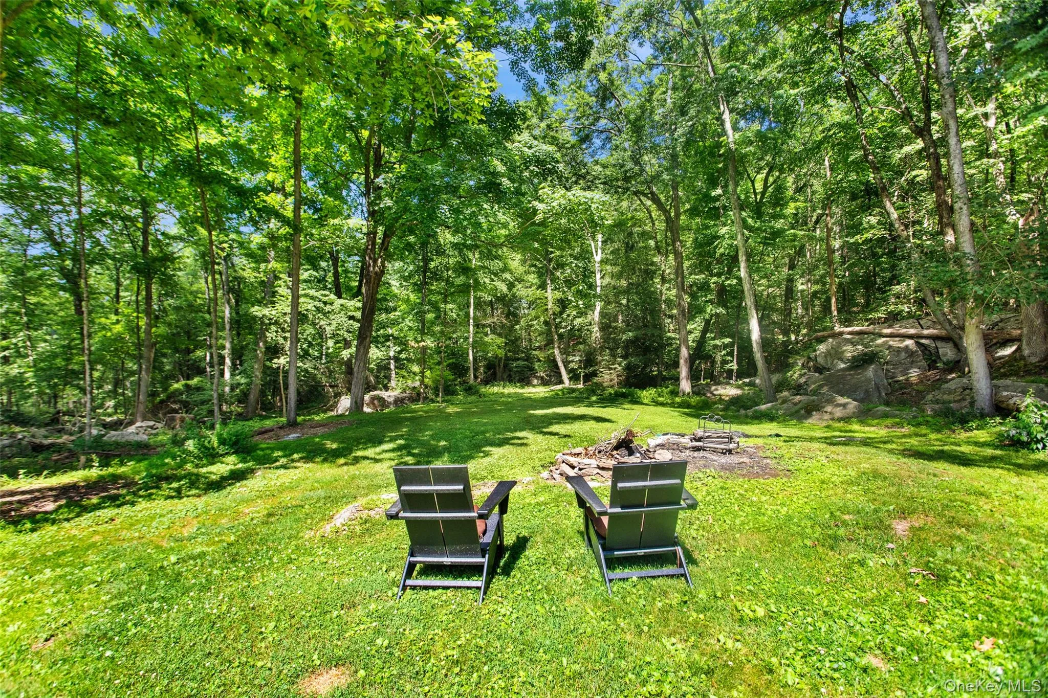 Cottage Side Yard Cottage Side Yard