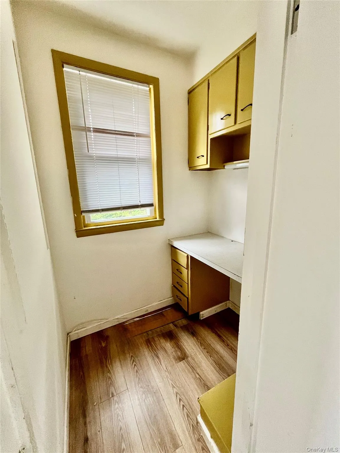 87 Kensico Avenue, Greenburgh, NY, 3 Bedrooms Bedrooms, 7 Rooms Rooms,1 BathroomBathrooms,Residential Lease,For Rent,Kensico,0,KEY1019166 87 Kensico Avenue, Greenburgh, NY, 3 Bedrooms Bedrooms, 7 Rooms Rooms,1 BathroomBathrooms,Residential Lease,For Rent,Kensico,0,KEY1019166