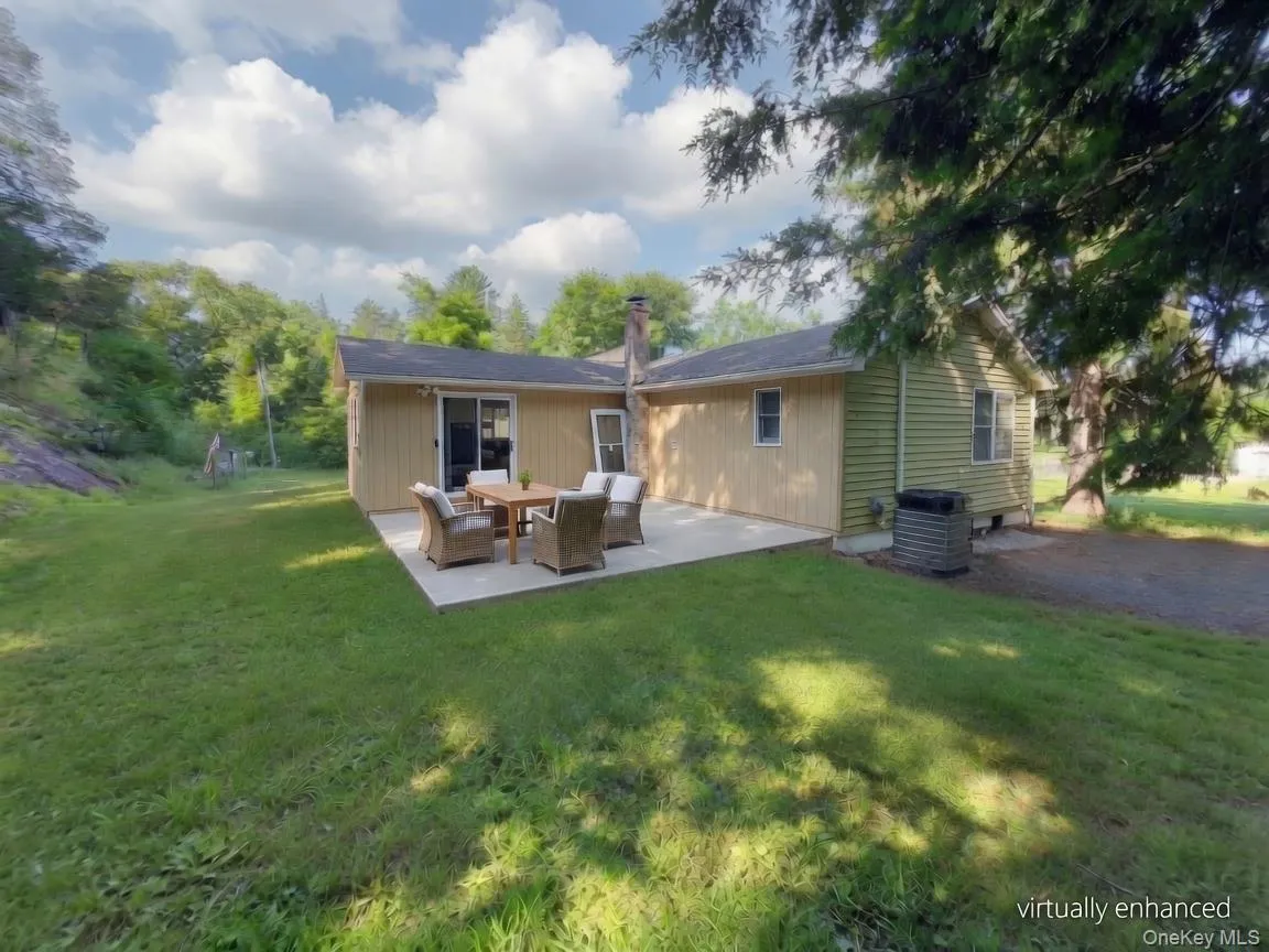 185 Oxford Road, Blooming Grove, NY, 3 Bedrooms Bedrooms, 8 Rooms Rooms,1 BathroomBathrooms,Residential,For Rent,Oxford,0,1019170 185 Oxford Road, Blooming Grove, NY, 3 Bedrooms Bedrooms, 8 Rooms Rooms,1 BathroomBathrooms,Residential,For Rent,Oxford,0,1019170