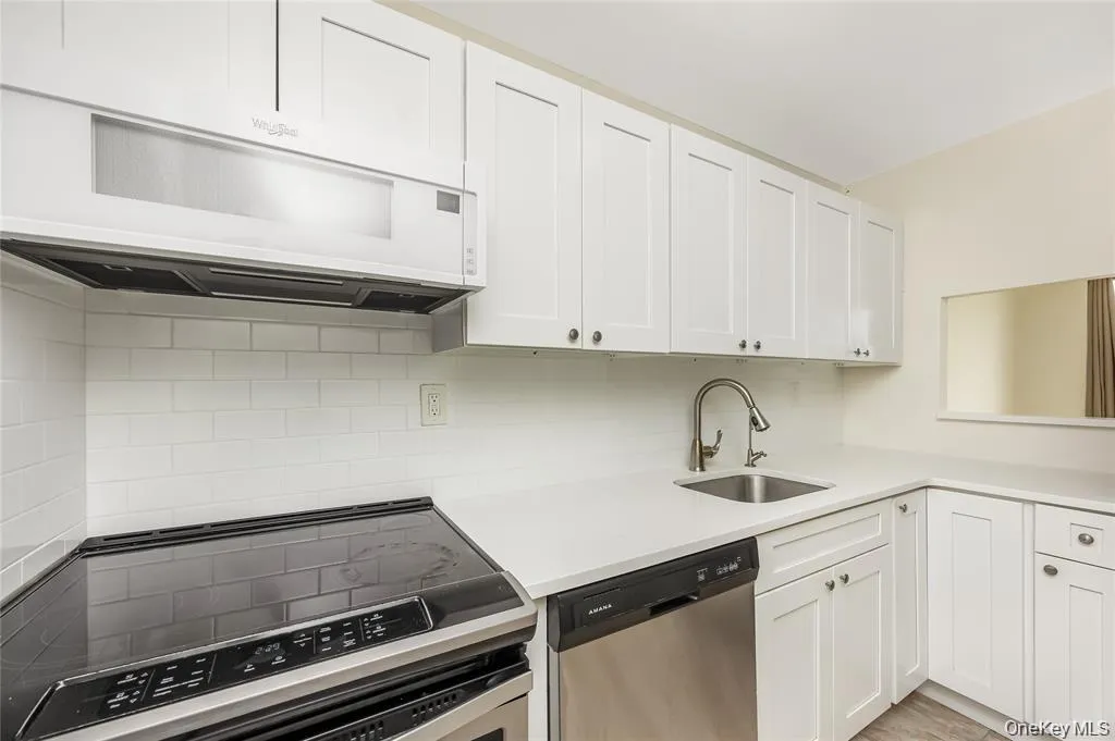 2 Richmond Road, Long Beach, NY, 2 Rooms Rooms,1 BathroomBathrooms,Residential,For Rent,Richmond,0,1019173 2 Richmond Road, Long Beach, NY, 2 Rooms Rooms,1 BathroomBathrooms,Residential,For Rent,Richmond,0,1019173