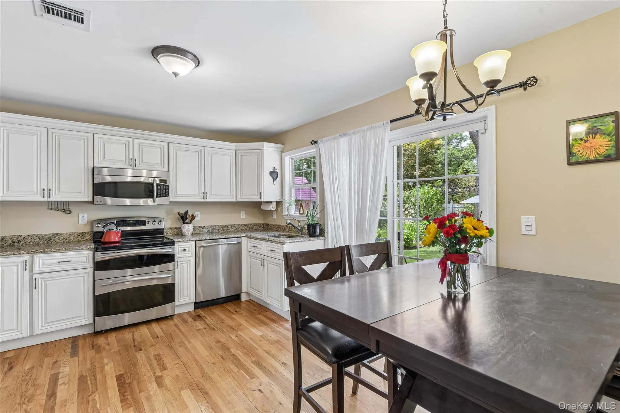 330 Harrison Avenue, Brookhaven, NY, 4 Bedrooms Bedrooms, 7 Rooms Rooms,2 BathroomsBathrooms,Residential,For Rent,Harrison,0,1019175 330 Harrison Avenue, Brookhaven, NY, 4 Bedrooms Bedrooms, 7 Rooms Rooms,2 BathroomsBathrooms,Residential,For Rent,Harrison,0,1019175
