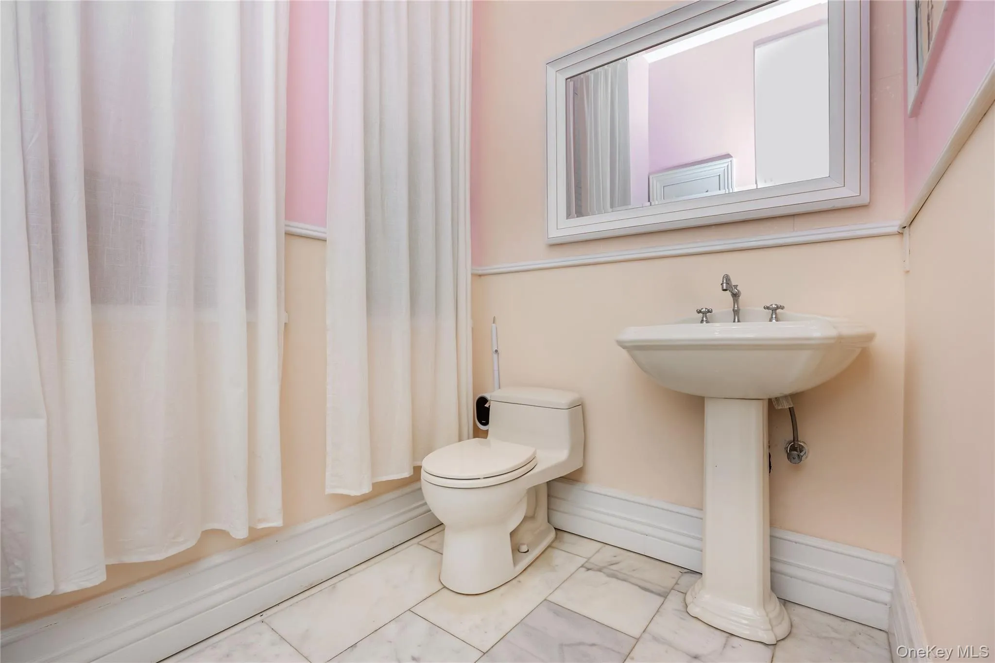314 Mill Hill Road, Oyster Bay, NY, 7 Bedrooms Bedrooms, 20 Rooms Rooms,6 BathroomsBathrooms,Residential,For Rent,Mill Hill,0,1019177 314 Mill Hill Road, Oyster Bay, NY, 7 Bedrooms Bedrooms, 20 Rooms Rooms,6 BathroomsBathrooms,Residential,For Rent,Mill Hill,0,1019177