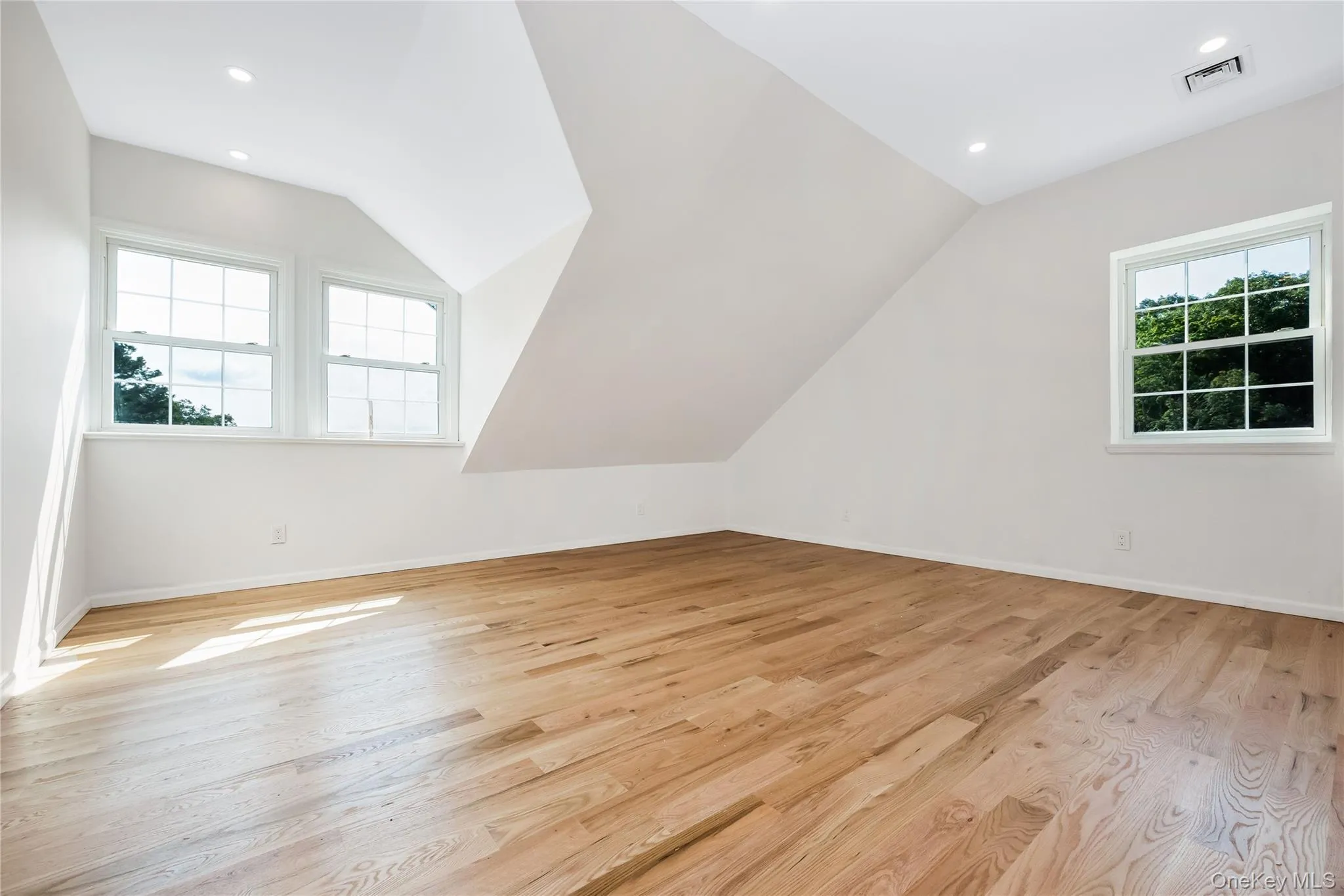 314 Mill Hill Road, Oyster Bay, NY, 7 Bedrooms Bedrooms, 20 Rooms Rooms,6 BathroomsBathrooms,Residential,For Rent,Mill Hill,0,1019177 314 Mill Hill Road, Oyster Bay, NY, 7 Bedrooms Bedrooms, 20 Rooms Rooms,6 BathroomsBathrooms,Residential,For Rent,Mill Hill,0,1019177