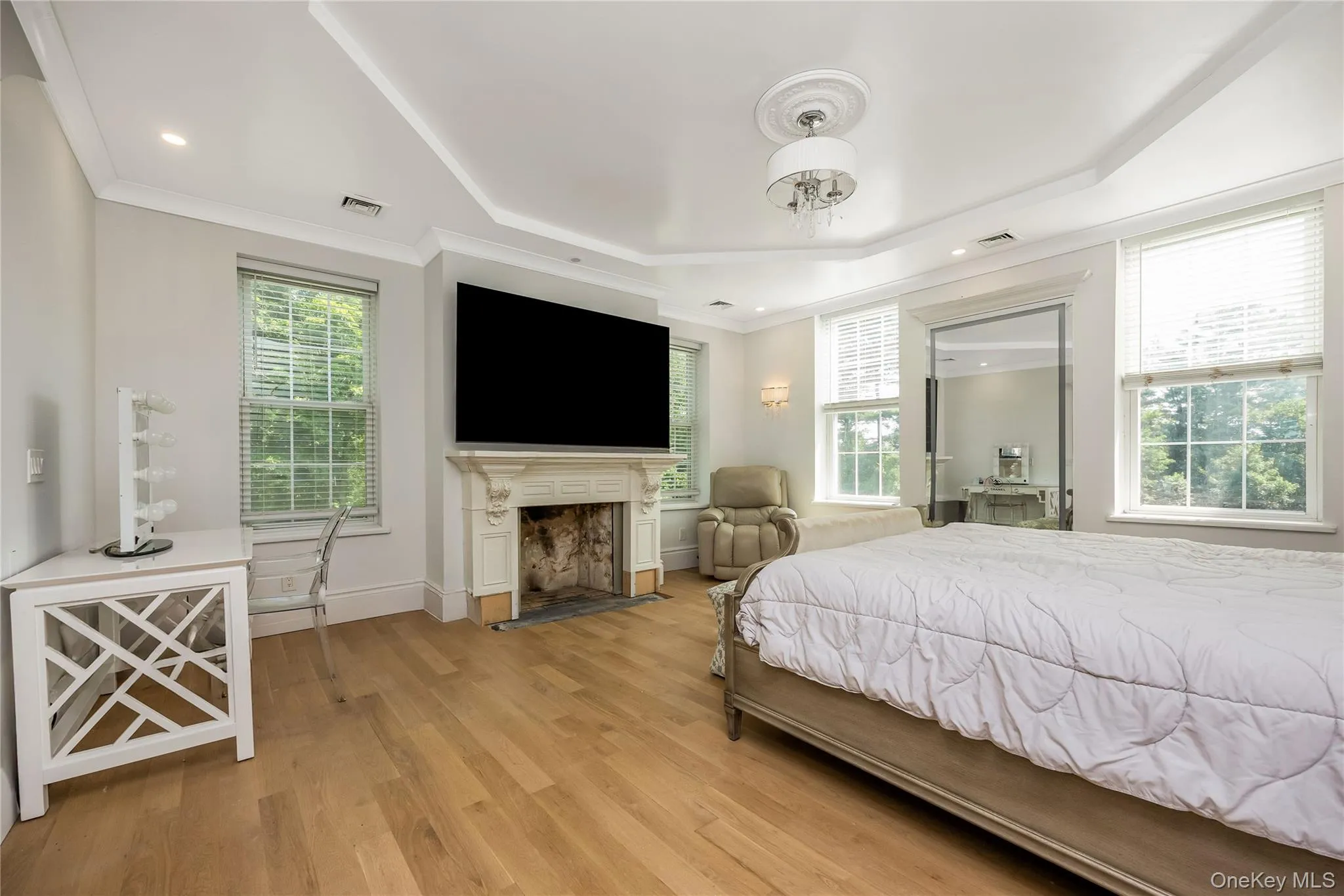 314 Mill Hill Road, Oyster Bay, NY, 7 Bedrooms Bedrooms, 20 Rooms Rooms,6 BathroomsBathrooms,Residential,For Rent,Mill Hill,0,1019177 314 Mill Hill Road, Oyster Bay, NY, 7 Bedrooms Bedrooms, 20 Rooms Rooms,6 BathroomsBathrooms,Residential,For Rent,Mill Hill,0,1019177