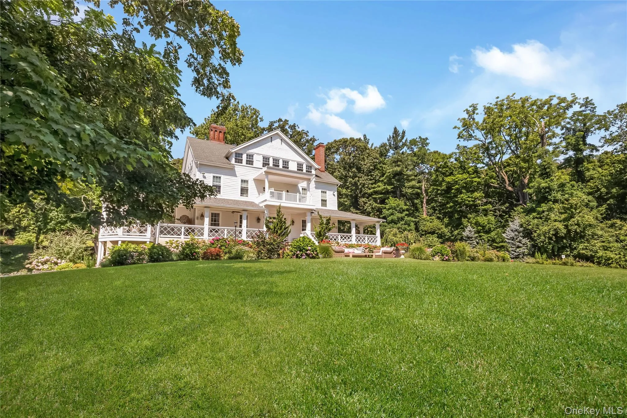 314 Mill Hill Road, Oyster Bay, NY, 7 Bedrooms Bedrooms, 20 Rooms Rooms,6 BathroomsBathrooms,Residential,For Rent,Mill Hill,0,1019177 314 Mill Hill Road, Oyster Bay, NY, 7 Bedrooms Bedrooms, 20 Rooms Rooms,6 BathroomsBathrooms,Residential,For Rent,Mill Hill,0,1019177