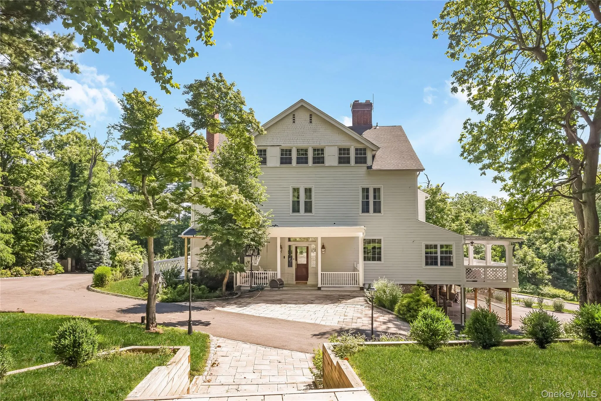 314 Mill Hill Road, Oyster Bay, NY, 7 Bedrooms Bedrooms, 20 Rooms Rooms,6 BathroomsBathrooms,Residential,For Rent,Mill Hill,0,1019177 314 Mill Hill Road, Oyster Bay, NY, 7 Bedrooms Bedrooms, 20 Rooms Rooms,6 BathroomsBathrooms,Residential,For Rent,Mill Hill,0,1019177