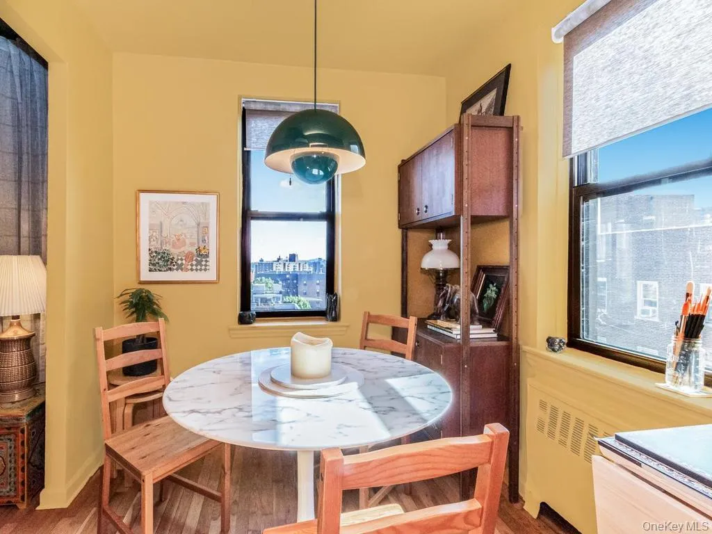3840 Greystone Avenue, New York, NY, 1 Bedroom Bedrooms, 4 Rooms Rooms,1 BathroomBathrooms,Residential,For Rent,Greystone,0,1019181 3840 Greystone Avenue, New York, NY, 1 Bedroom Bedrooms, 4 Rooms Rooms,1 BathroomBathrooms,Residential,For Rent,Greystone,0,1019181