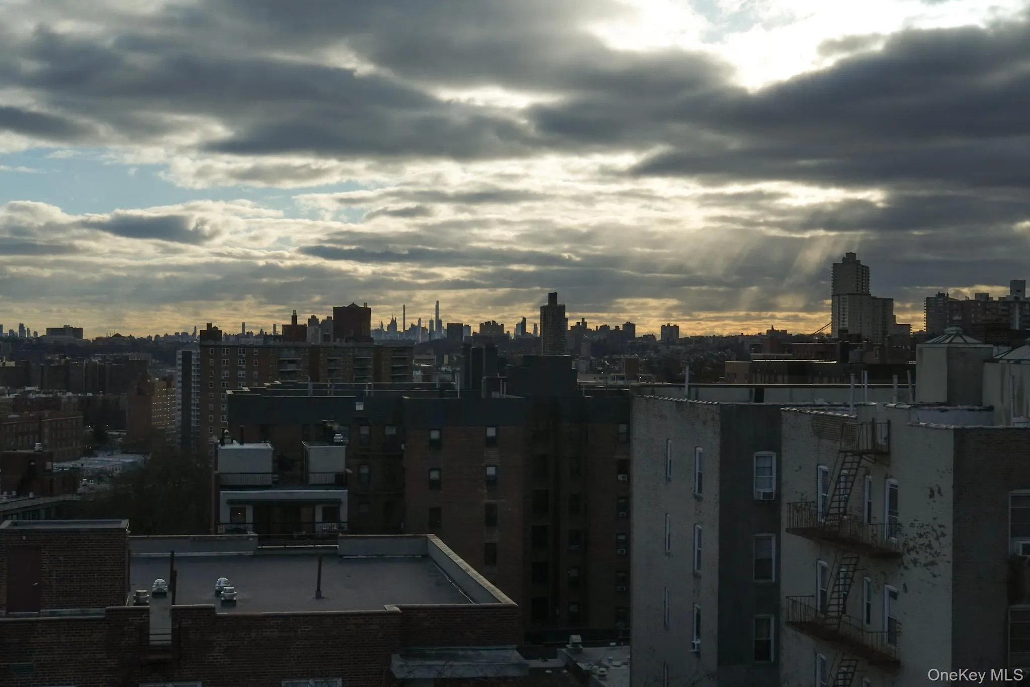 3840 Greystone Avenue, New York, NY, 1 Bedroom Bedrooms, 4 Rooms Rooms,1 BathroomBathrooms,Residential,For Rent,Greystone,0,1019181 3840 Greystone Avenue, New York, NY, 1 Bedroom Bedrooms, 4 Rooms Rooms,1 BathroomBathrooms,Residential,For Rent,Greystone,0,1019181
