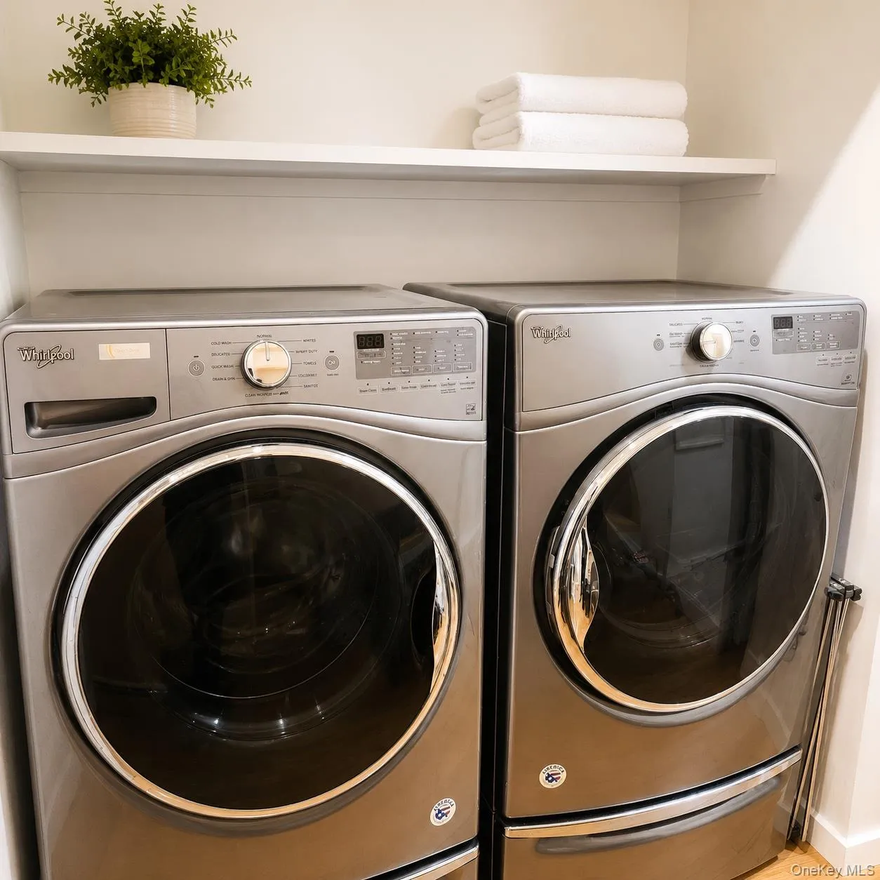 30 13th Street, New York, NY, 1 Bedroom Bedrooms, 3 Rooms Rooms,2 BathroomsBathrooms,Residential,For Rent,13th,0,KEY1019183 30 13th Street, New York, NY, 1 Bedroom Bedrooms, 3 Rooms Rooms,2 BathroomsBathrooms,Residential,For Rent,13th,0,KEY1019183