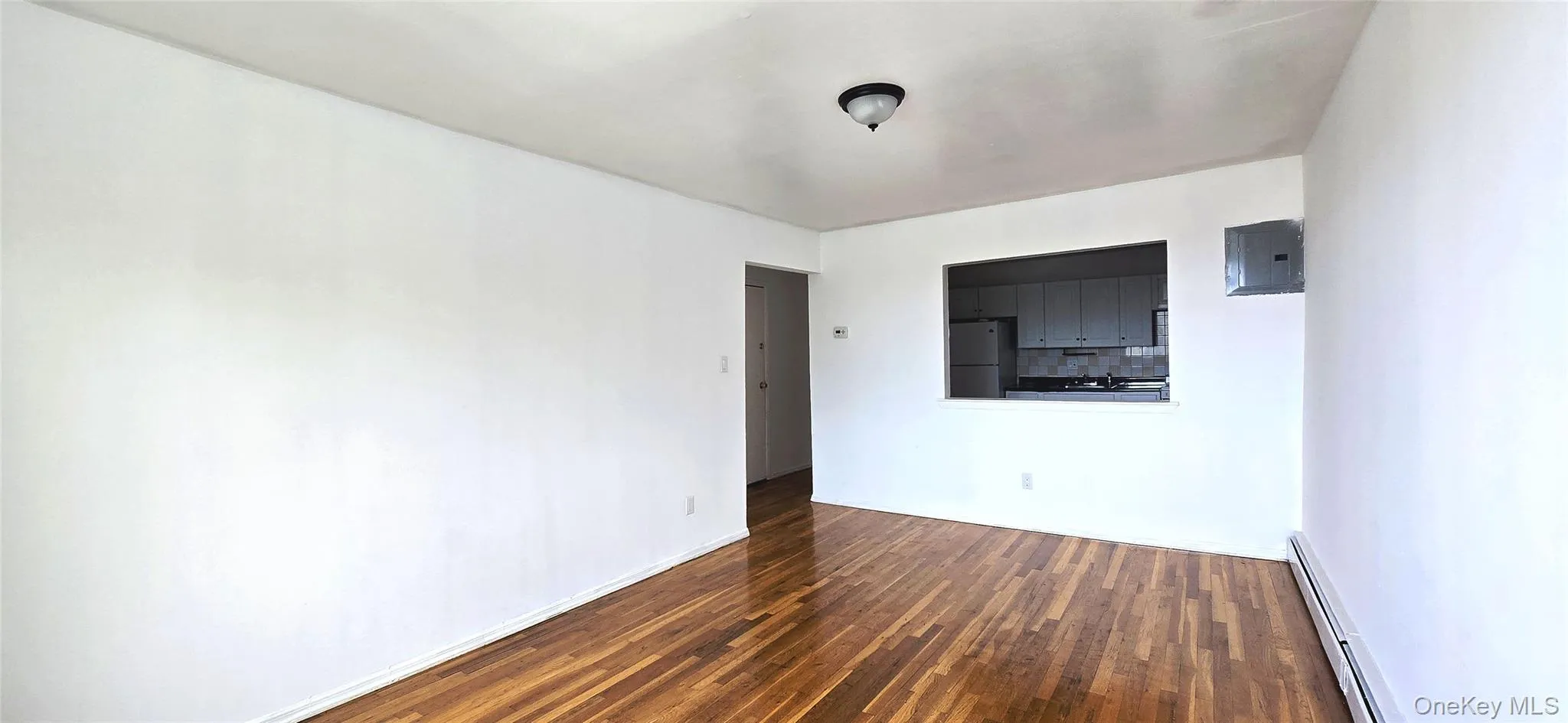 9517 84th Street, New York, NY, 3 Bedrooms Bedrooms, 5 Rooms Rooms,2 BathroomsBathrooms,Residential Lease,For Rent,84th,0,1019184 9517 84th Street, New York, NY, 3 Bedrooms Bedrooms, 5 Rooms Rooms,2 BathroomsBathrooms,Residential Lease,For Rent,84th,0,1019184