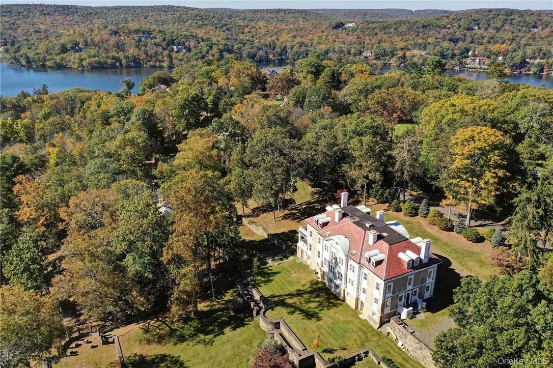 118 Tower Hill Road, Tuxedo, NY, 9 Bedrooms Bedrooms, 12 Rooms Rooms,7 BathroomsBathrooms,Residential,For Rent,Tower Hill,0,1019191 118 Tower Hill Road, Tuxedo, NY, 9 Bedrooms Bedrooms, 12 Rooms Rooms,7 BathroomsBathrooms,Residential,For Rent,Tower Hill,0,1019191