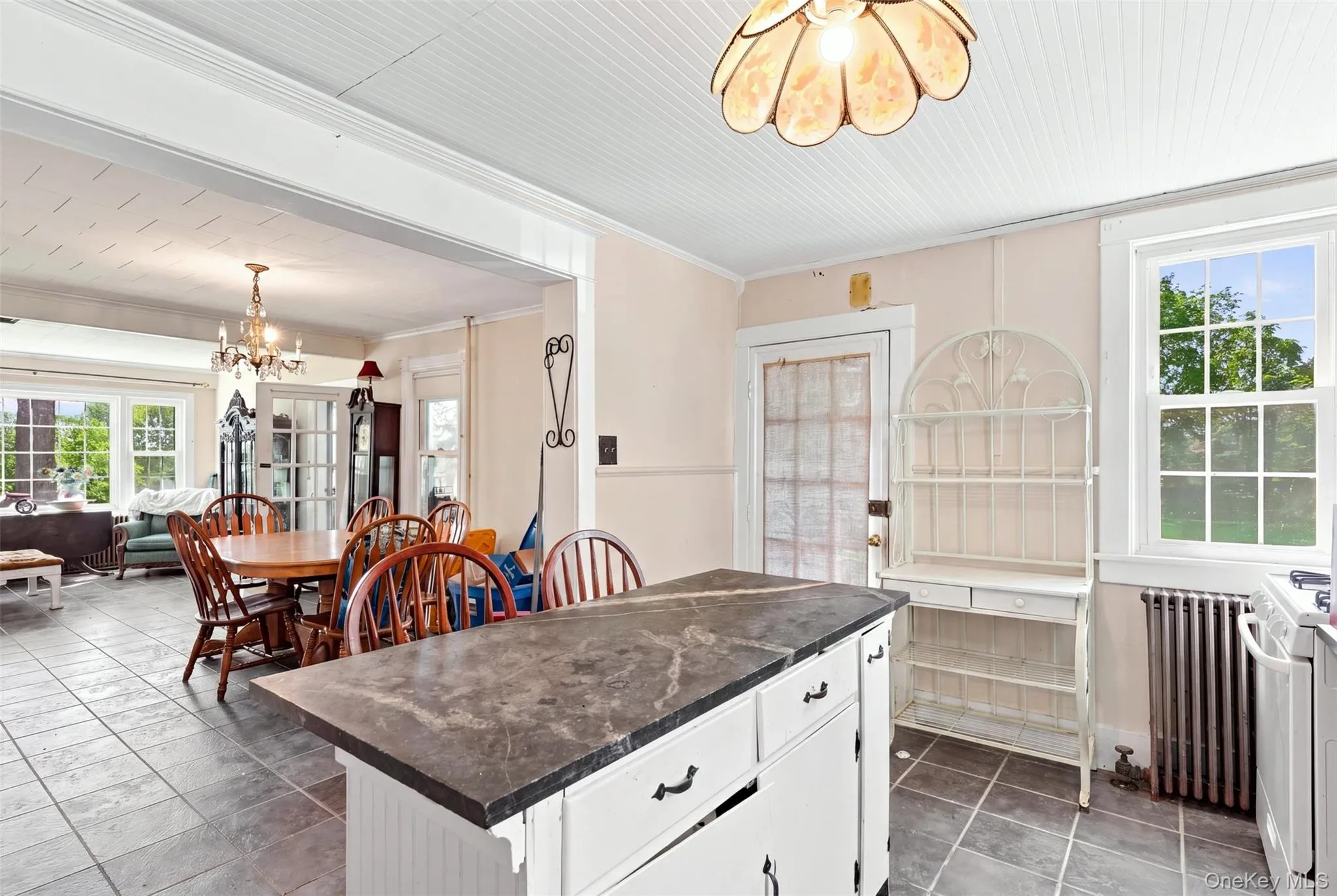 4073 Route 9W, Saugerties, NY, 3 Bedrooms Bedrooms, 9 Rooms Rooms,1 BathroomBathrooms,Residential,For Rent,Route 9W,0,1019192 4073 Route 9W, Saugerties, NY, 3 Bedrooms Bedrooms, 9 Rooms Rooms,1 BathroomBathrooms,Residential,For Rent,Route 9W,0,1019192