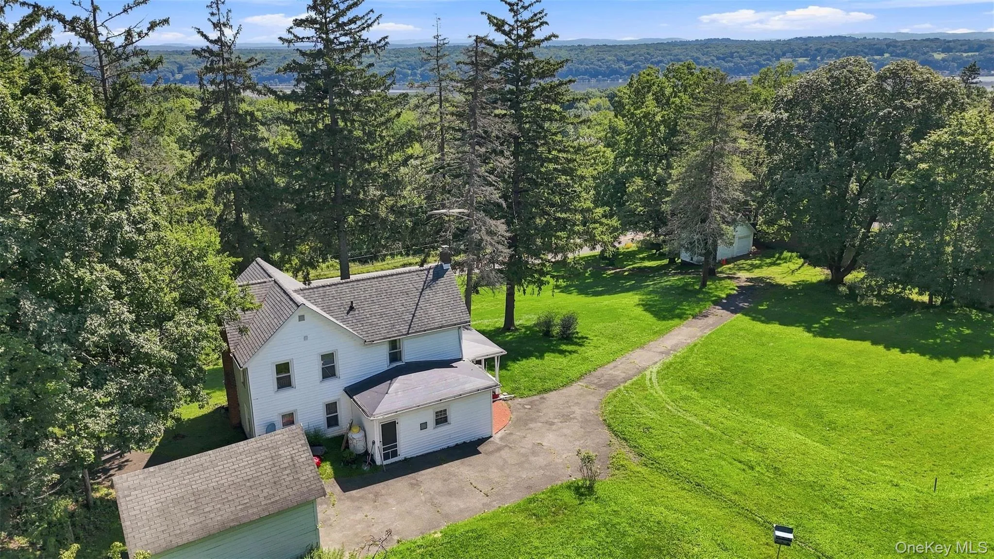 4073 Route 9W, Saugerties, NY, 3 Bedrooms Bedrooms, 9 Rooms Rooms,1 BathroomBathrooms,Residential,For Rent,Route 9W,0,1019192 4073 Route 9W, Saugerties, NY, 3 Bedrooms Bedrooms, 9 Rooms Rooms,1 BathroomBathrooms,Residential,For Rent,Route 9W,0,1019192