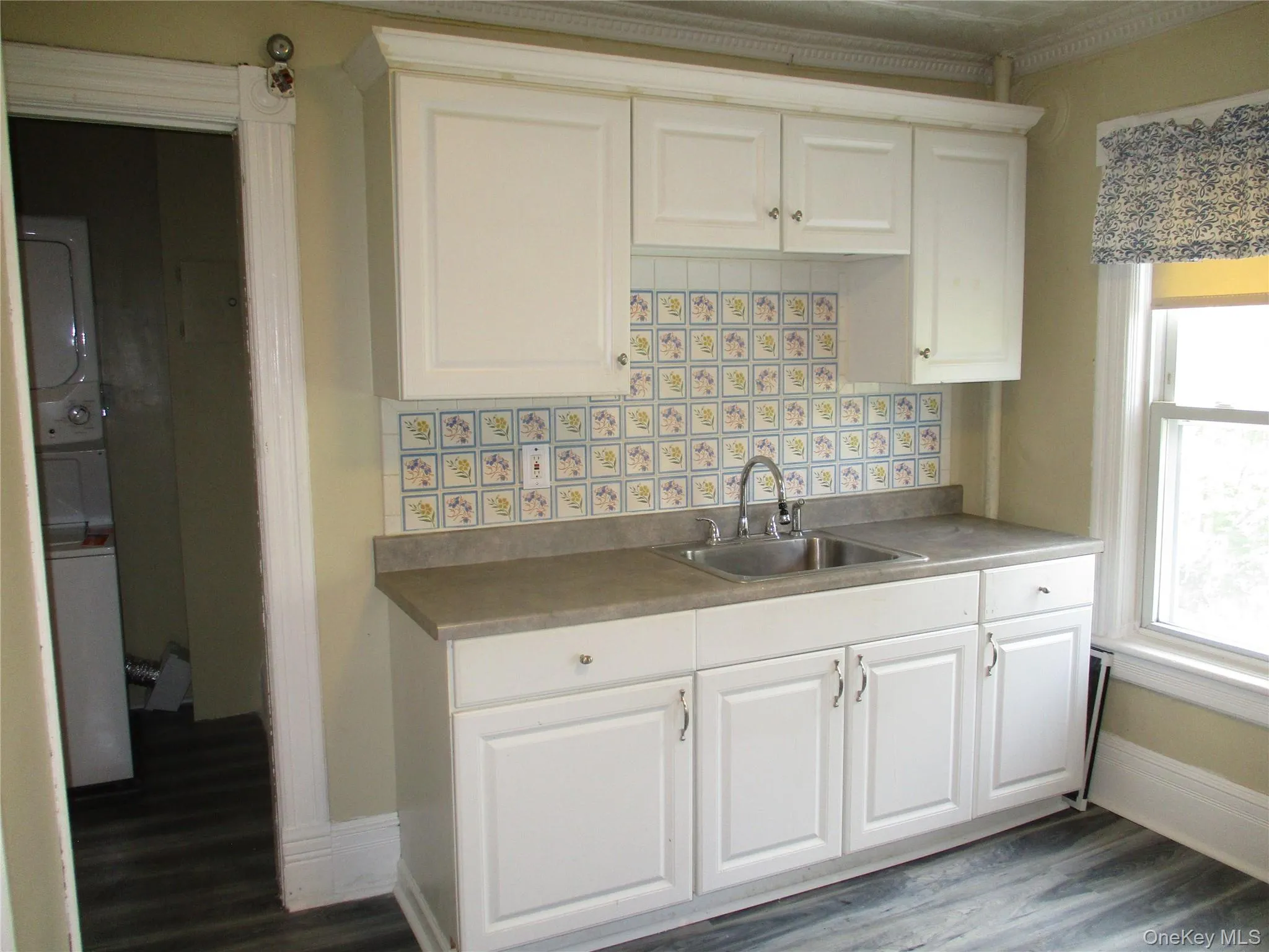 33 Bayview Terrace, Newburgh (city), NY, 1 Bedroom Bedrooms, 5 Rooms Rooms,1 BathroomBathrooms,Residential Lease,For Rent,Bayview,0,1019193 33 Bayview Terrace, Newburgh (city), NY, 1 Bedroom Bedrooms, 5 Rooms Rooms,1 BathroomBathrooms,Residential Lease,For Rent,Bayview,0,1019193