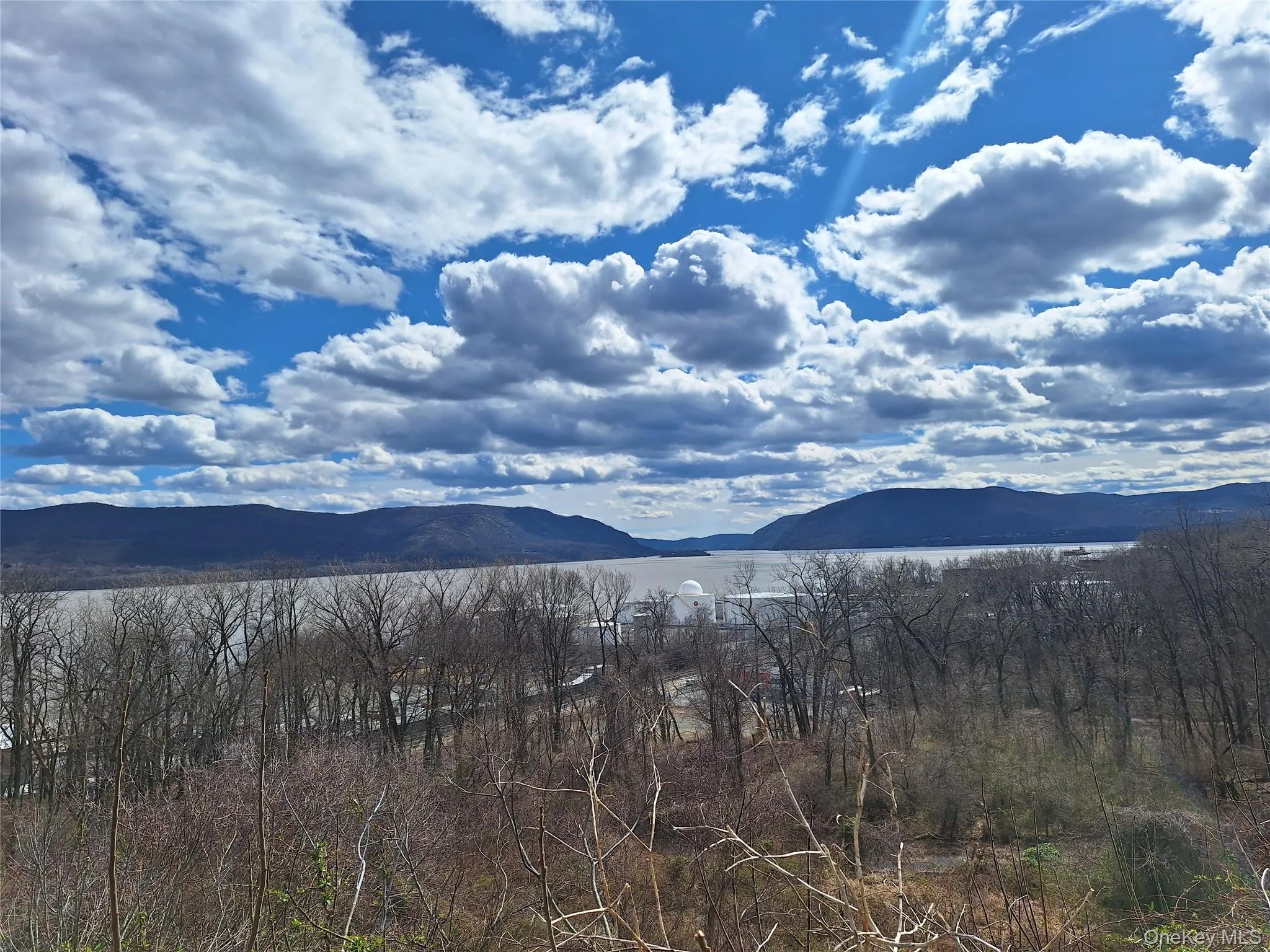 33 Bayview Terrace, Newburgh (city), NY, 1 Bedroom Bedrooms, 5 Rooms Rooms,1 BathroomBathrooms,Residential Lease,For Rent,Bayview,0,1019193 33 Bayview Terrace, Newburgh (city), NY, 1 Bedroom Bedrooms, 5 Rooms Rooms,1 BathroomBathrooms,Residential Lease,For Rent,Bayview,0,1019193