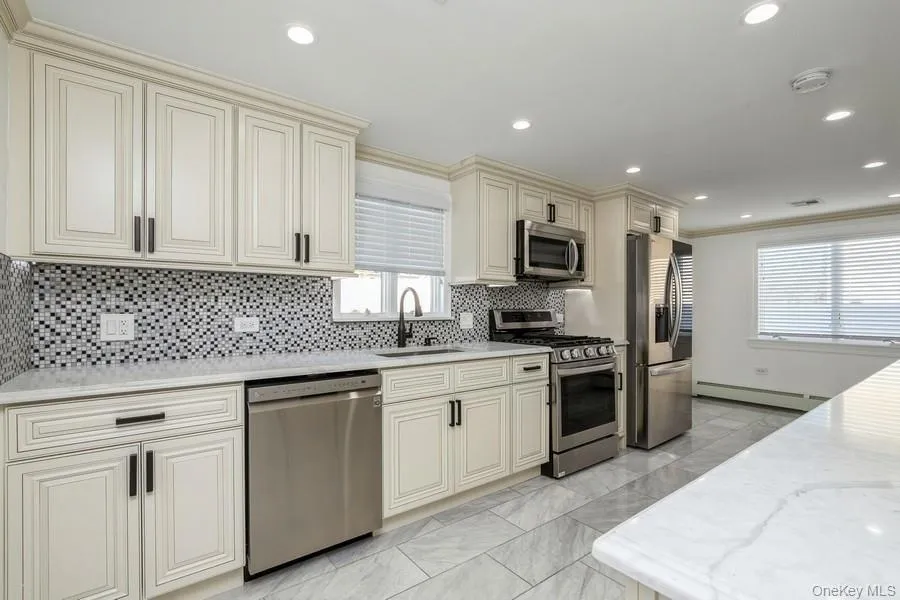 66 Wicks Path, Huntington, NY, 4 Bedrooms Bedrooms, 8 Rooms Rooms,3 BathroomsBathrooms,Residential Lease,For Rent,Wicks,0,1019197 66 Wicks Path, Huntington, NY, 4 Bedrooms Bedrooms, 8 Rooms Rooms,3 BathroomsBathrooms,Residential Lease,For Rent,Wicks,0,1019197