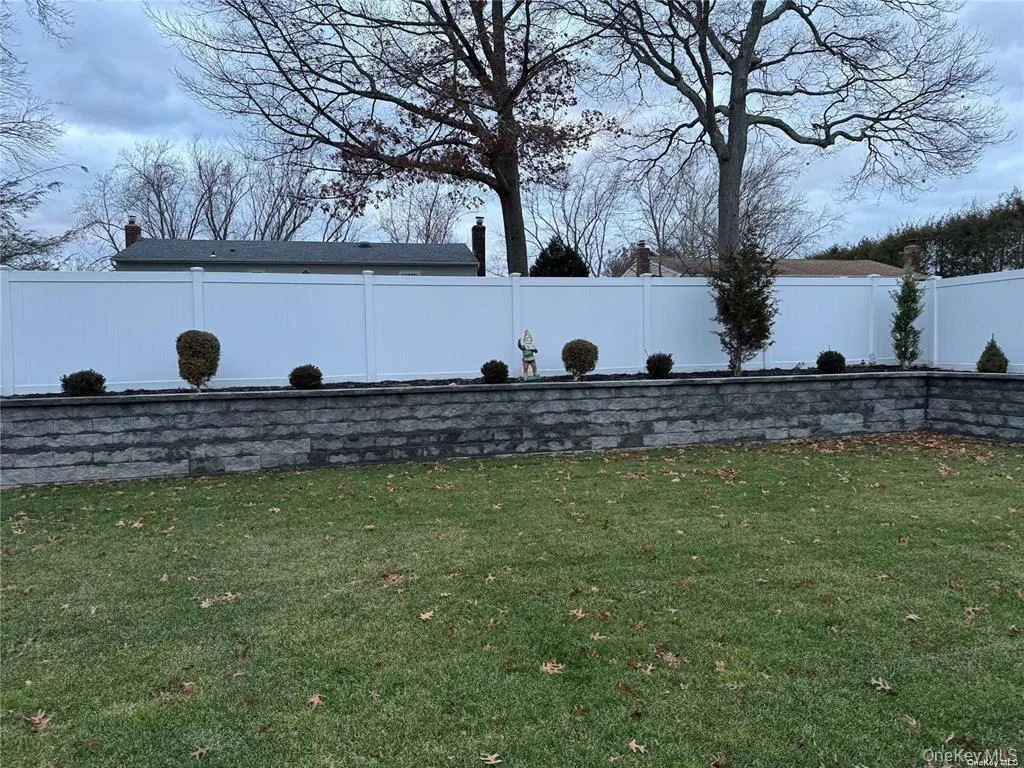 66 Wicks Path, Huntington, NY, 4 Bedrooms Bedrooms, 8 Rooms Rooms,3 BathroomsBathrooms,Residential Lease,For Rent,Wicks,0,1019197 66 Wicks Path, Huntington, NY, 4 Bedrooms Bedrooms, 8 Rooms Rooms,3 BathroomsBathrooms,Residential Lease,For Rent,Wicks,0,1019197