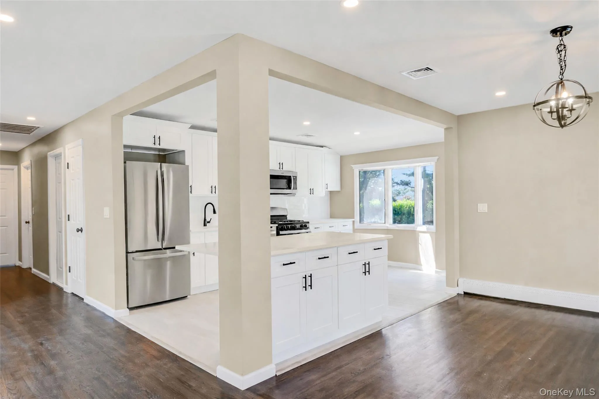 14 Stanley Place, Smithtown, NY, 4 Bedrooms Bedrooms, 9 Rooms Rooms,2 BathroomsBathrooms,Residential,For Rent,Stanley,0,1019198 14 Stanley Place, Smithtown, NY, 4 Bedrooms Bedrooms, 9 Rooms Rooms,2 BathroomsBathrooms,Residential,For Rent,Stanley,0,1019198
