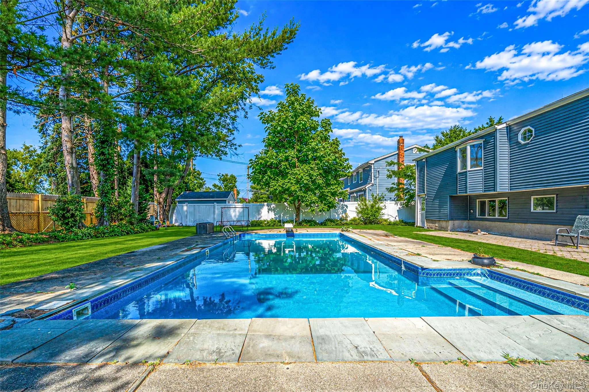 14 Stanley Place, Smithtown, NY, 4 Bedrooms Bedrooms, 9 Rooms Rooms,2 BathroomsBathrooms,Residential,For Rent,Stanley,0,1019198 14 Stanley Place, Smithtown, NY, 4 Bedrooms Bedrooms, 9 Rooms Rooms,2 BathroomsBathrooms,Residential,For Rent,Stanley,0,1019198