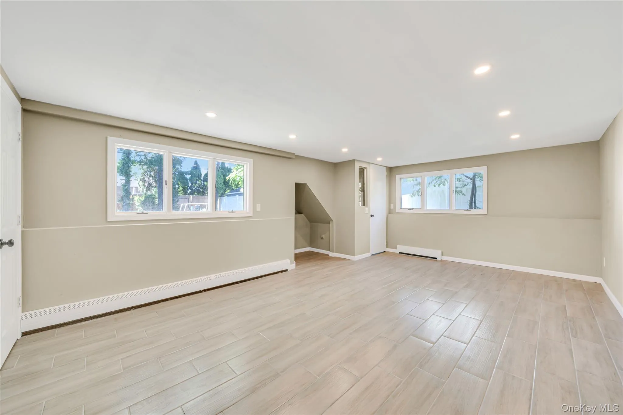 14 Stanley Place, Smithtown, NY, 4 Bedrooms Bedrooms, 9 Rooms Rooms,2 BathroomsBathrooms,Residential,For Rent,Stanley,0,1019198 14 Stanley Place, Smithtown, NY, 4 Bedrooms Bedrooms, 9 Rooms Rooms,2 BathroomsBathrooms,Residential,For Rent,Stanley,0,1019198