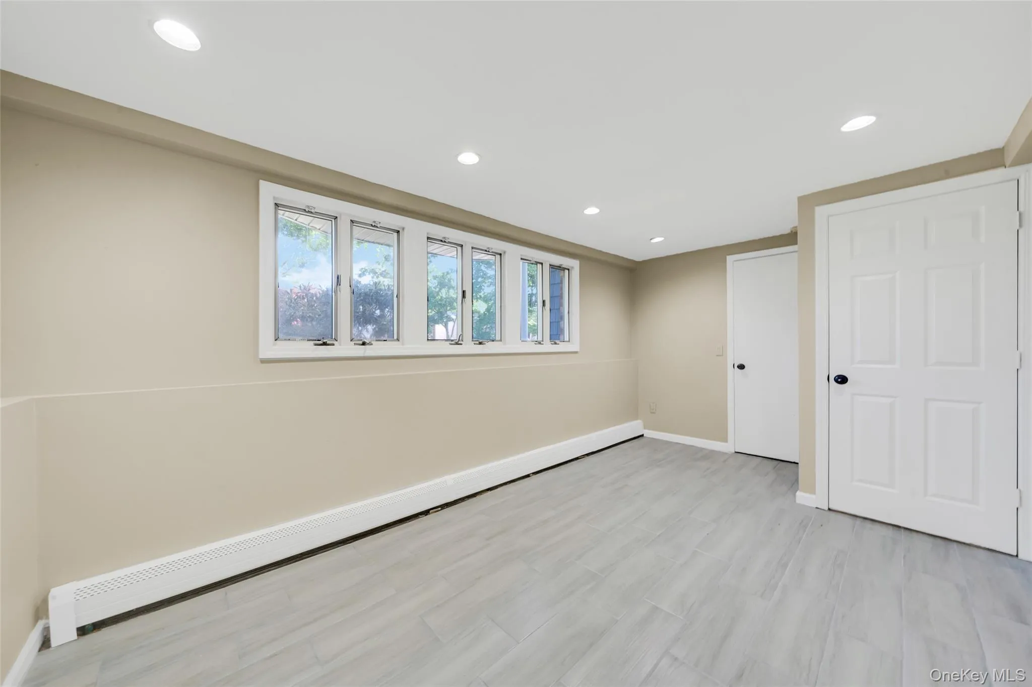14 Stanley Place, Smithtown, NY, 4 Bedrooms Bedrooms, 9 Rooms Rooms,2 BathroomsBathrooms,Residential,For Rent,Stanley,0,1019198 14 Stanley Place, Smithtown, NY, 4 Bedrooms Bedrooms, 9 Rooms Rooms,2 BathroomsBathrooms,Residential,For Rent,Stanley,0,1019198