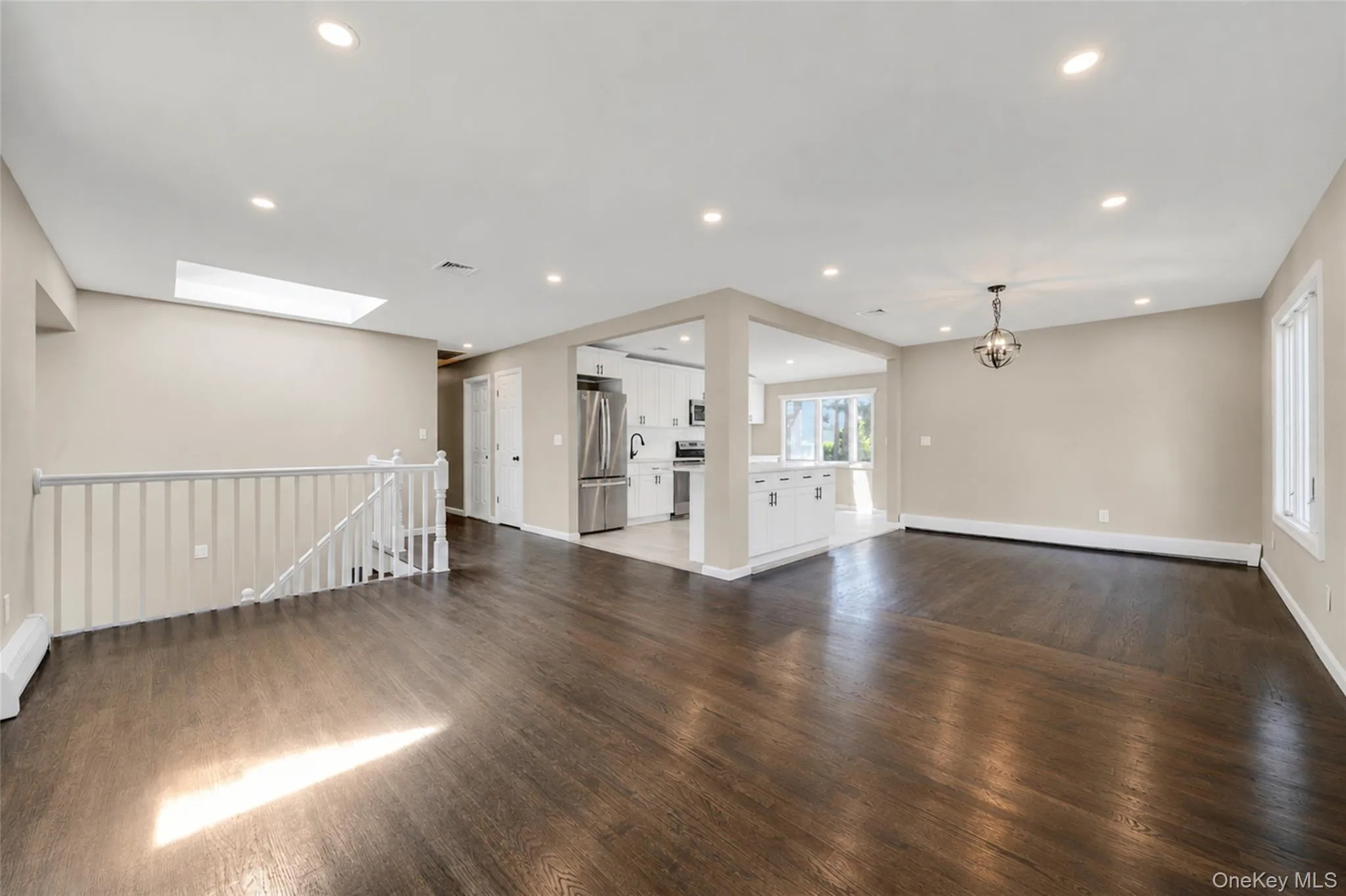 14 Stanley Place, Smithtown, NY, 4 Bedrooms Bedrooms, 9 Rooms Rooms,2 BathroomsBathrooms,Residential,For Rent,Stanley,0,1019198 14 Stanley Place, Smithtown, NY, 4 Bedrooms Bedrooms, 9 Rooms Rooms,2 BathroomsBathrooms,Residential,For Rent,Stanley,0,1019198