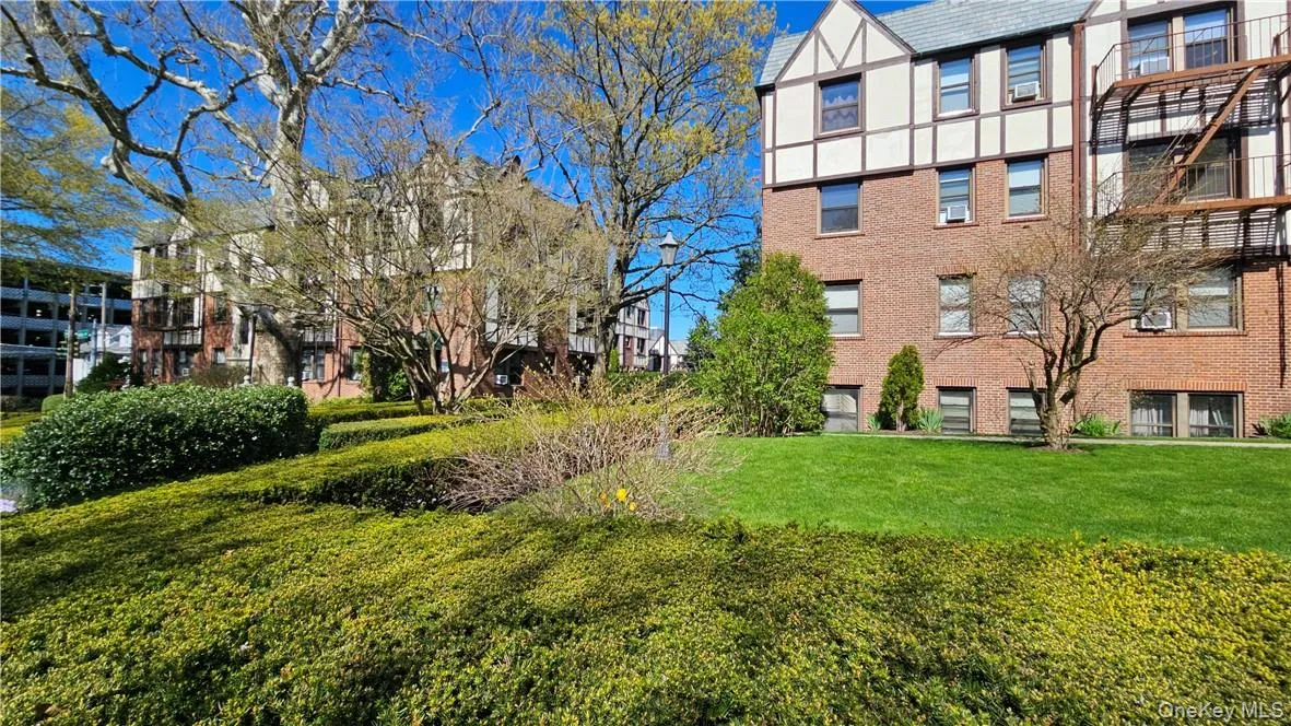 3 Greenridge Avenue, White Plains, NY, 1 Bedroom Bedrooms, 3 Rooms Rooms,1 BathroomBathrooms,Residential Lease,For Rent,Greenridge,0,1019199 3 Greenridge Avenue, White Plains, NY, 1 Bedroom Bedrooms, 3 Rooms Rooms,1 BathroomBathrooms,Residential Lease,For Rent,Greenridge,0,1019199