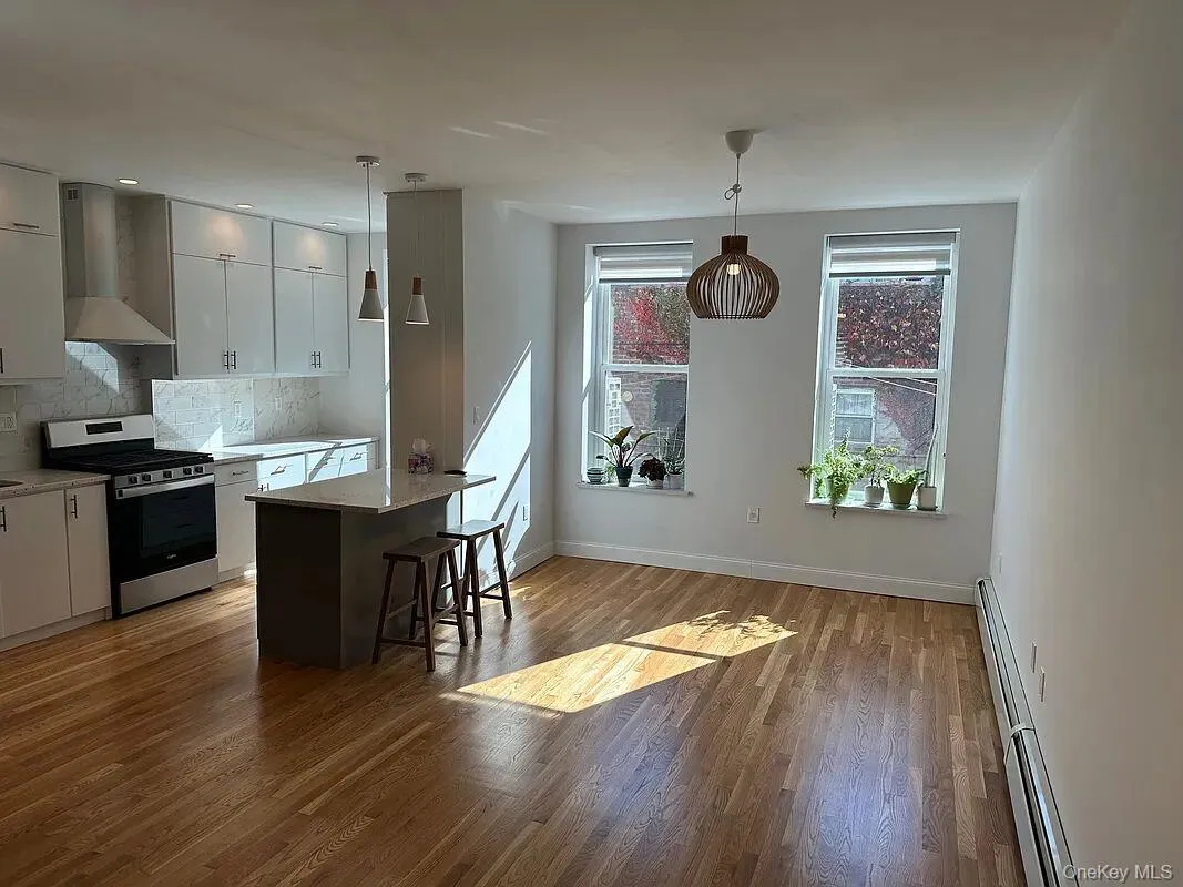 6026 71st Avenue, New York, NY, 1 Bedroom Bedrooms, 3 Rooms Rooms,1 BathroomBathrooms,Residential Lease,For Rent,71st,0,1019200 6026 71st Avenue, New York, NY, 1 Bedroom Bedrooms, 3 Rooms Rooms,1 BathroomBathrooms,Residential Lease,For Rent,71st,0,1019200