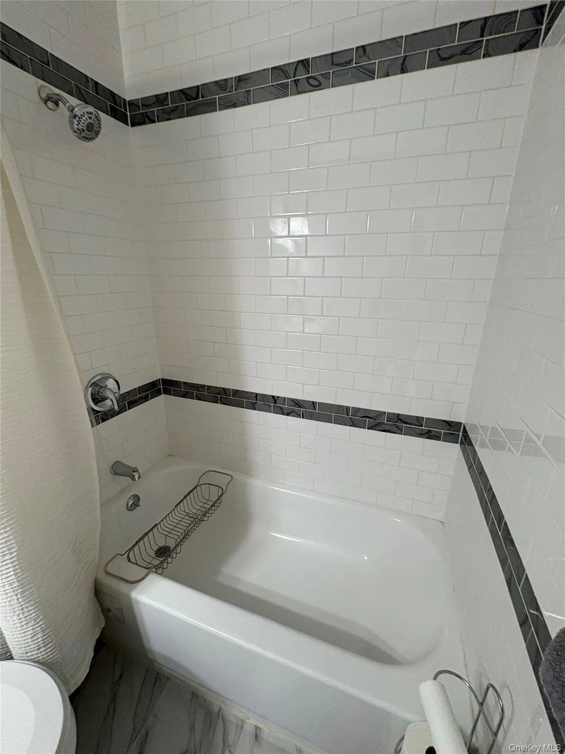 1307 Sara Circle, Brookhaven, NY, 2 Bedrooms Bedrooms, 6 Rooms Rooms,2 BathroomsBathrooms,Residential,For Rent,Sara,0,1019202 1307 Sara Circle, Brookhaven, NY, 2 Bedrooms Bedrooms, 6 Rooms Rooms,2 BathroomsBathrooms,Residential,For Rent,Sara,0,1019202
