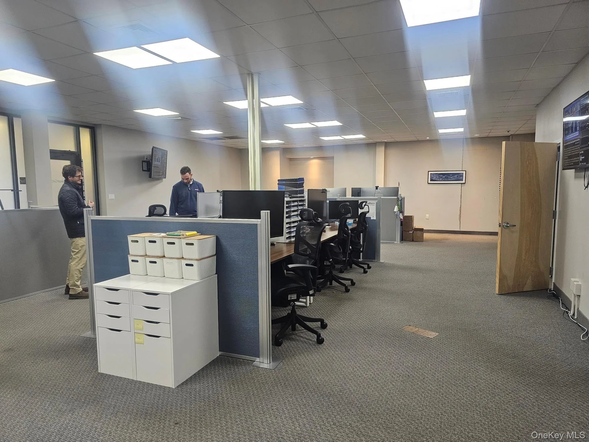 375 Deer Park Avenue, Babylon, NY, ,Commercial Lease,For Rent,Deer Park,0,1019203 375 Deer Park Avenue, Babylon, NY, ,Commercial Lease,For Rent,Deer Park,0,1019203