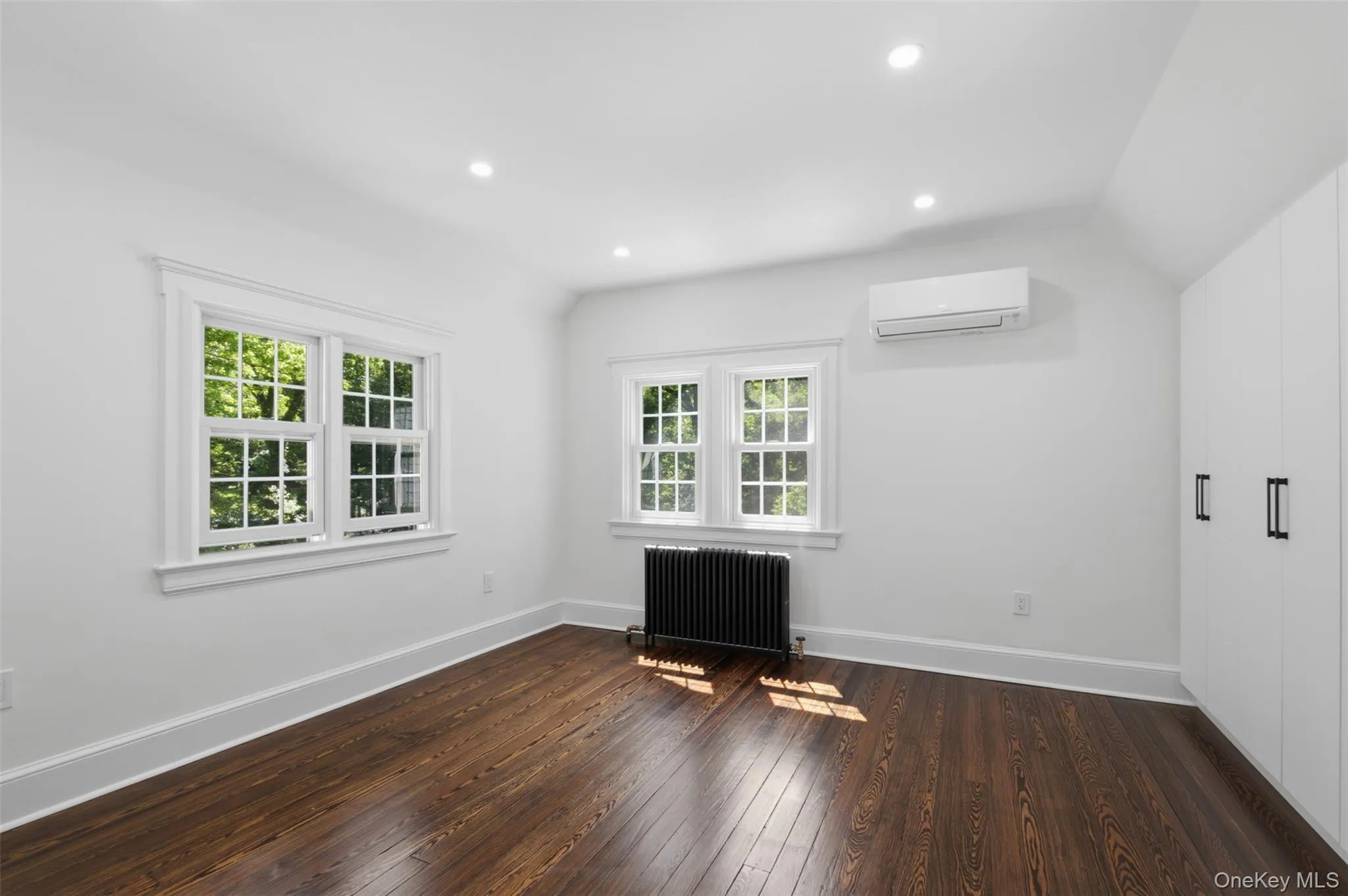40 Broadway, Greenburgh, NY, 4 Bedrooms Bedrooms, 7 Rooms Rooms,2 BathroomsBathrooms,Residential Lease,For Rent,Broadway,0,KEY1019204 40 Broadway, Greenburgh, NY, 4 Bedrooms Bedrooms, 7 Rooms Rooms,2 BathroomsBathrooms,Residential Lease,For Rent,Broadway,0,KEY1019204