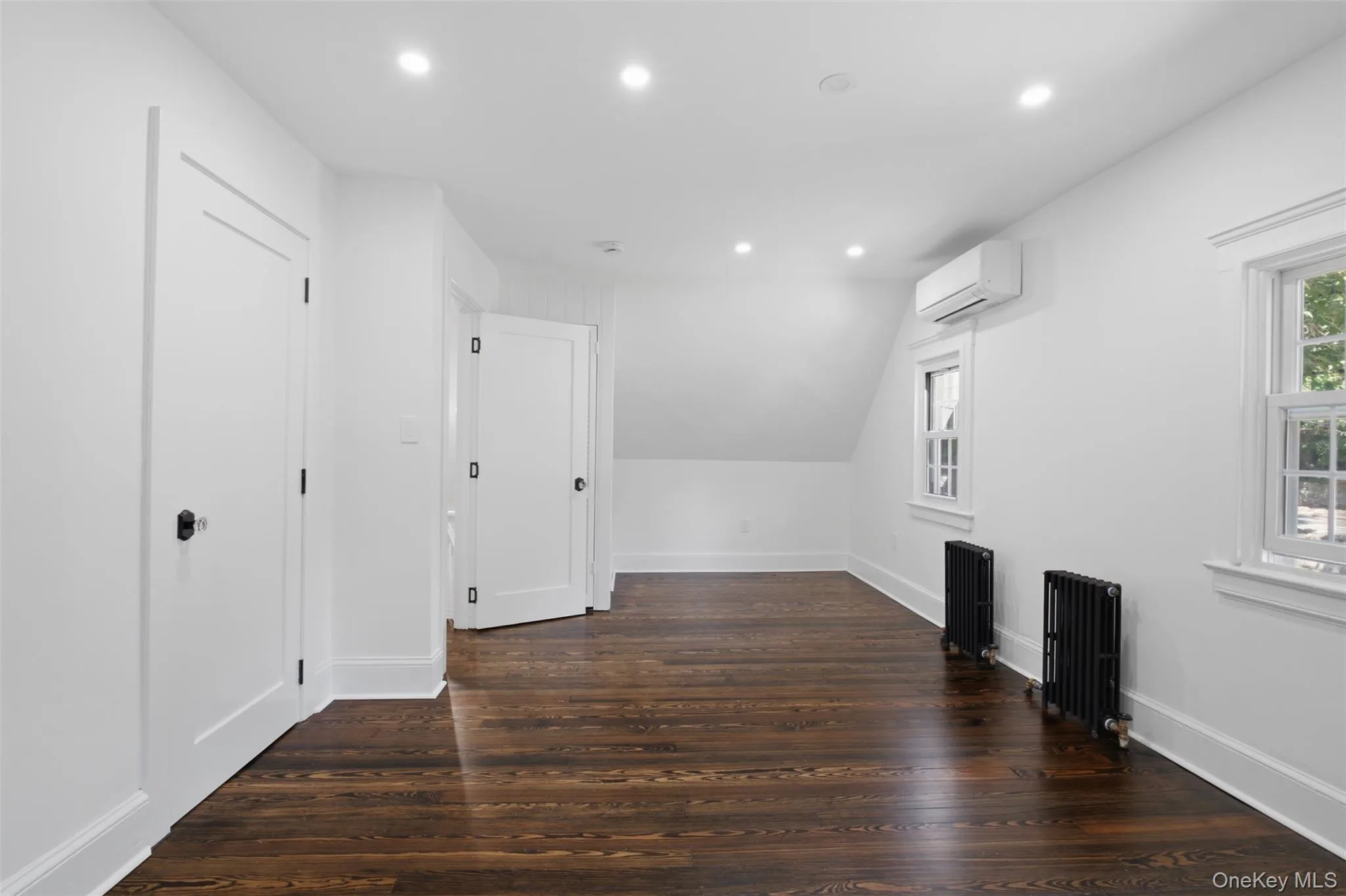 40 Broadway, Greenburgh, NY, 4 Bedrooms Bedrooms, 7 Rooms Rooms,2 BathroomsBathrooms,Residential Lease,For Rent,Broadway,0,KEY1019204 40 Broadway, Greenburgh, NY, 4 Bedrooms Bedrooms, 7 Rooms Rooms,2 BathroomsBathrooms,Residential Lease,For Rent,Broadway,0,KEY1019204