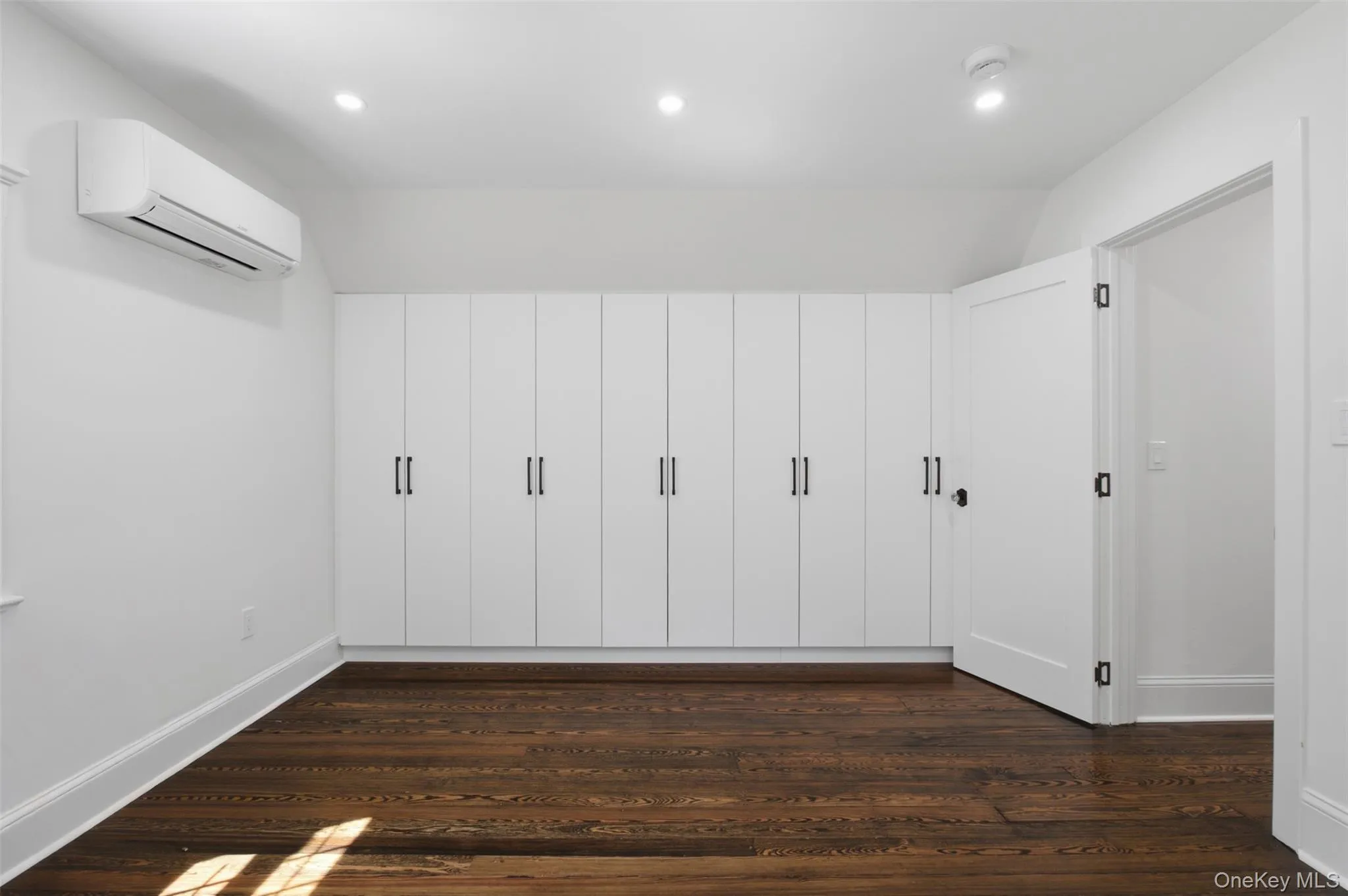 40 Broadway, Greenburgh, NY, 4 Bedrooms Bedrooms, 7 Rooms Rooms,2 BathroomsBathrooms,Residential Lease,For Rent,Broadway,0,KEY1019204 40 Broadway, Greenburgh, NY, 4 Bedrooms Bedrooms, 7 Rooms Rooms,2 BathroomsBathrooms,Residential Lease,For Rent,Broadway,0,KEY1019204