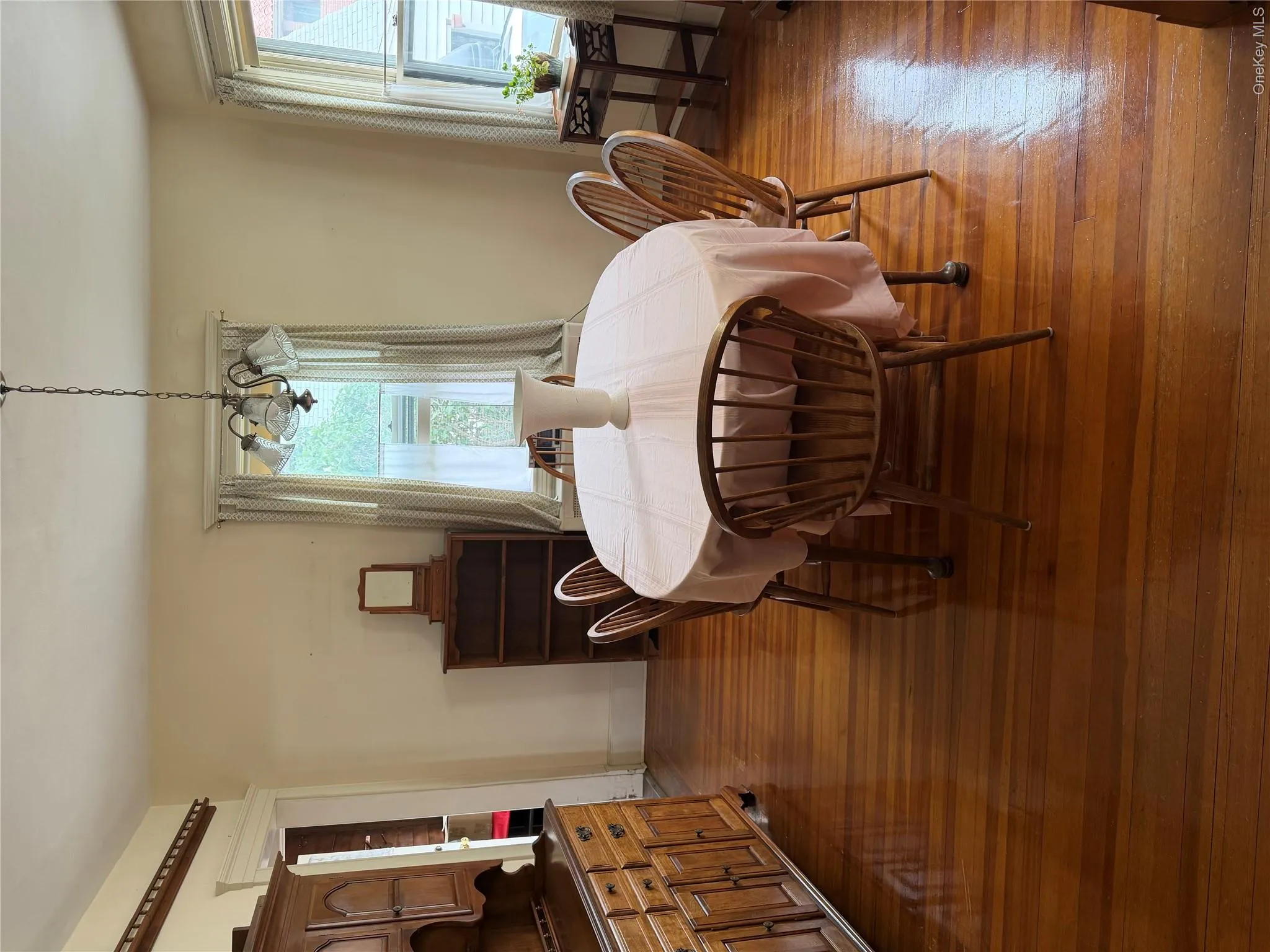 39-11 215th Street, New York, NY, 3 Bedrooms Bedrooms, 7 Rooms Rooms,1 BathroomBathrooms,Residential,For Rent,215th,0,1019205 39-11 215th Street, New York, NY, 3 Bedrooms Bedrooms, 7 Rooms Rooms,1 BathroomBathrooms,Residential,For Rent,215th,0,1019205