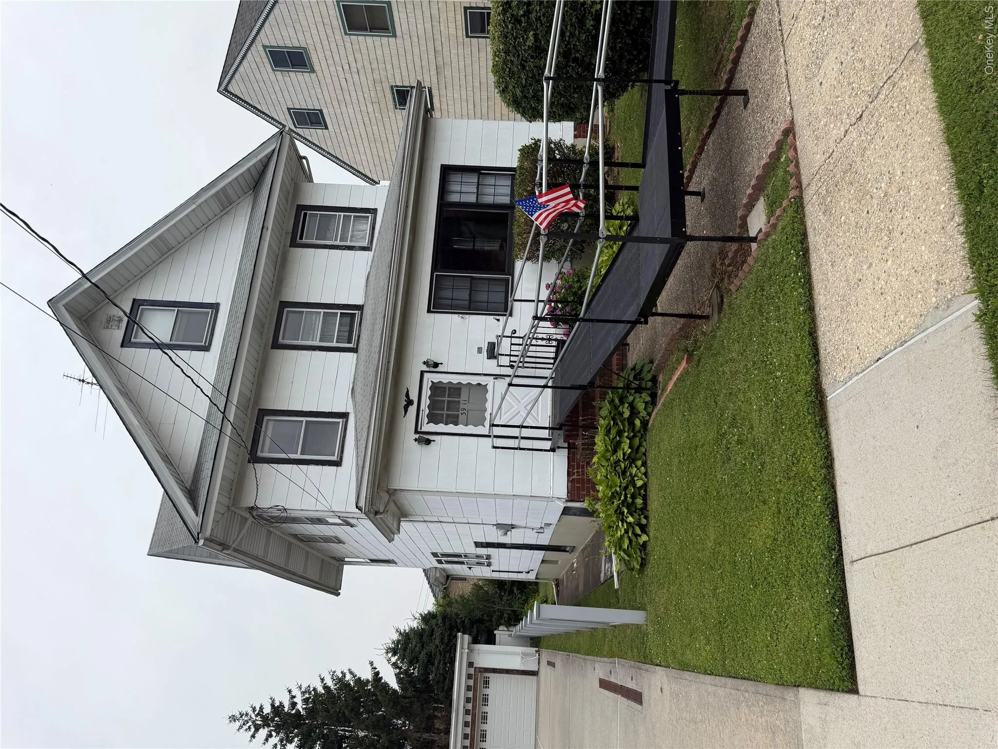 39-11 215th Street, New York, NY, 3 Bedrooms Bedrooms, 7 Rooms Rooms,1 BathroomBathrooms,Residential,For Rent,215th,0,1019205 39-11 215th Street, New York, NY, 3 Bedrooms Bedrooms, 7 Rooms Rooms,1 BathroomBathrooms,Residential,For Rent,215th,0,1019205