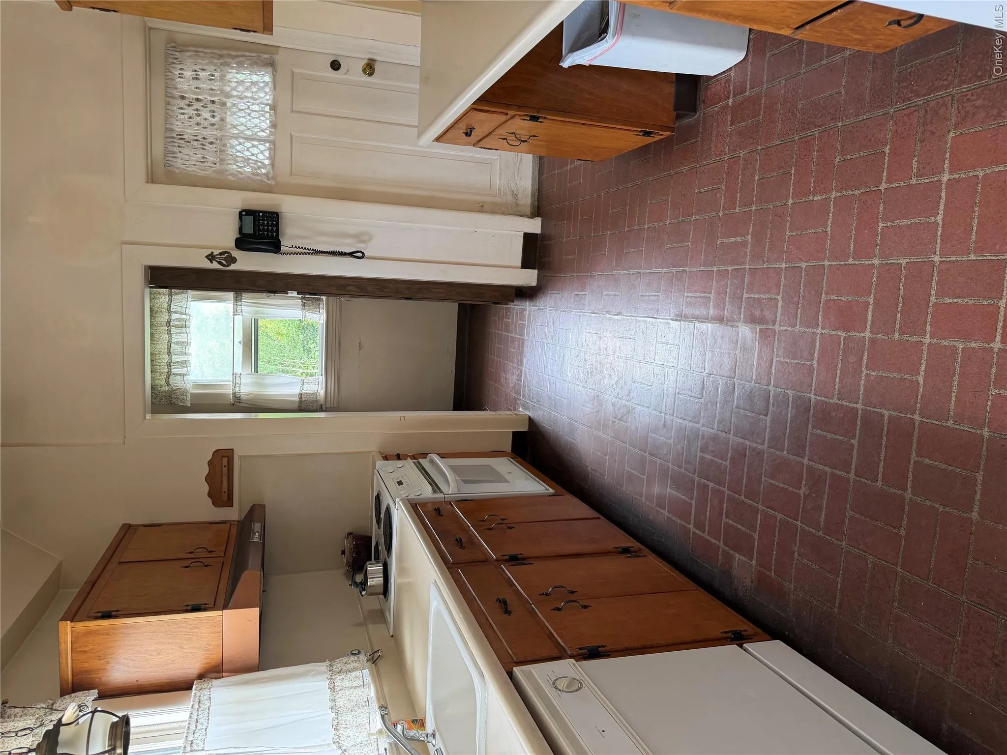 39-11 215th Street, New York, NY, 3 Bedrooms Bedrooms, 7 Rooms Rooms,1 BathroomBathrooms,Residential,For Rent,215th,0,1019205 39-11 215th Street, New York, NY, 3 Bedrooms Bedrooms, 7 Rooms Rooms,1 BathroomBathrooms,Residential,For Rent,215th,0,1019205
