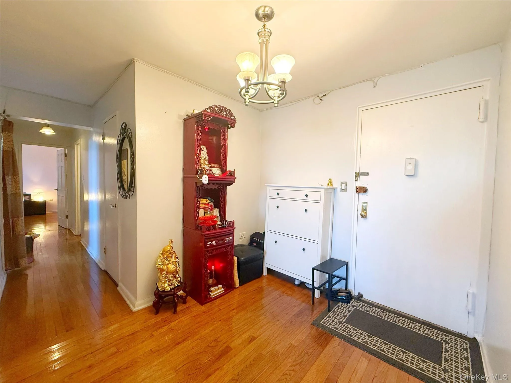9935 59th Avenue, New York, NY, 2 Bedrooms Bedrooms, 5 Rooms Rooms,1 BathroomBathrooms,Residential,For Rent,59th,0,KEY1019208 9935 59th Avenue, New York, NY, 2 Bedrooms Bedrooms, 5 Rooms Rooms,1 BathroomBathrooms,Residential,For Rent,59th,0,KEY1019208