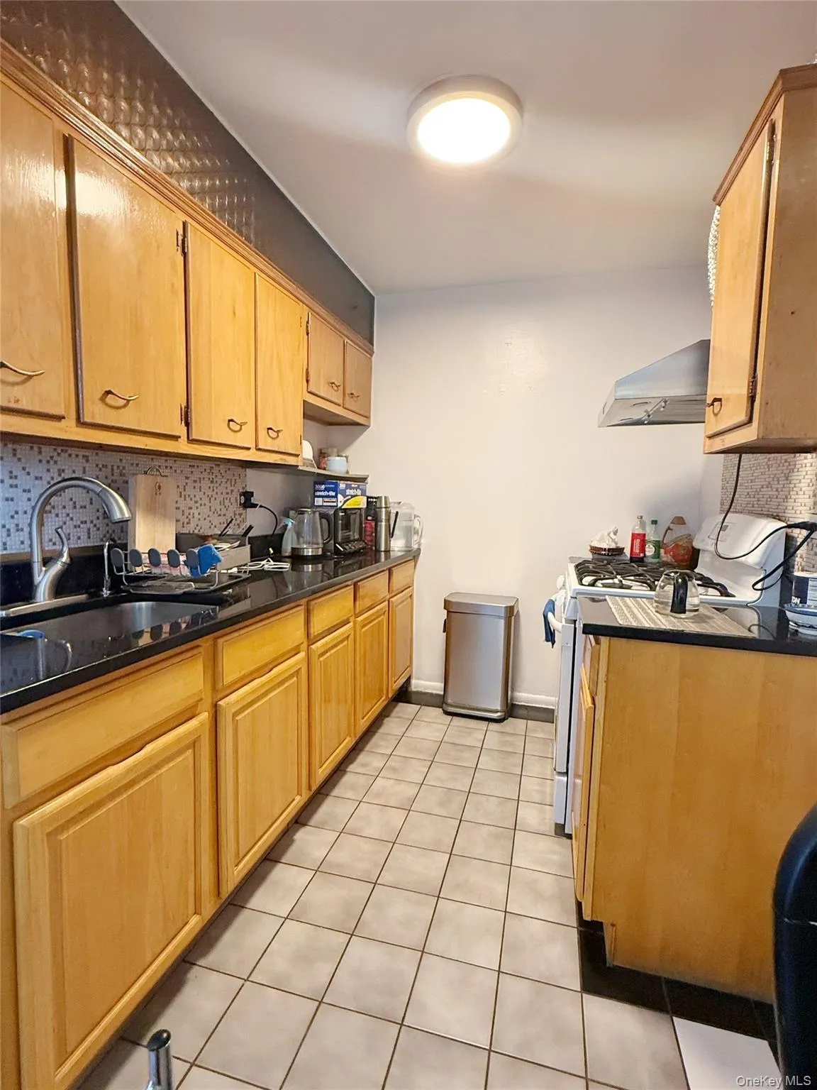 9935 59th Avenue, New York, NY, 2 Bedrooms Bedrooms, 5 Rooms Rooms,1 BathroomBathrooms,Residential,For Rent,59th,0,KEY1019208 9935 59th Avenue, New York, NY, 2 Bedrooms Bedrooms, 5 Rooms Rooms,1 BathroomBathrooms,Residential,For Rent,59th,0,KEY1019208