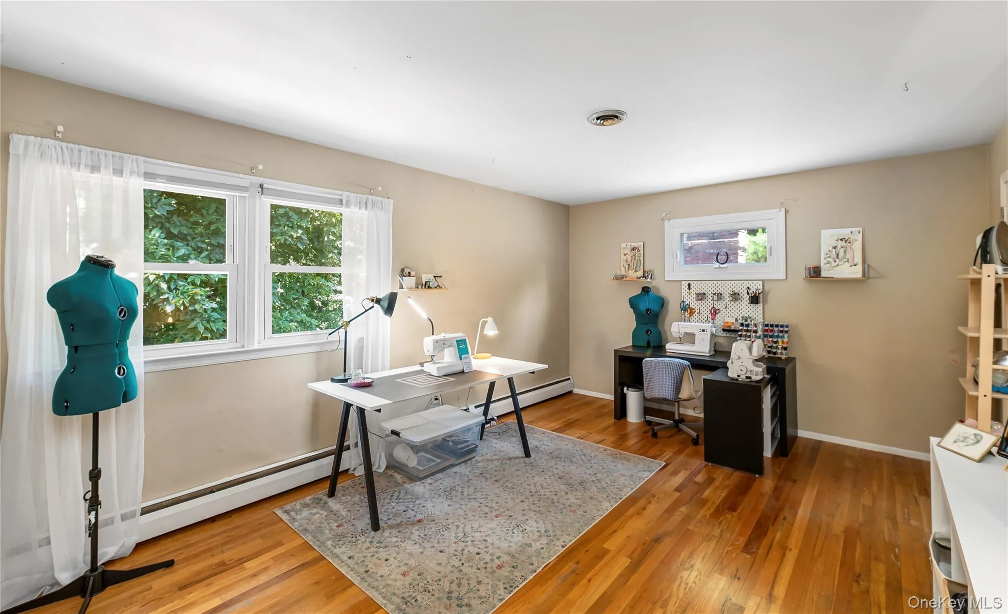 12 Sickletown Road, Orangetown, NY, 4 Bedrooms Bedrooms, 8 Rooms Rooms,2 BathroomsBathrooms,Residential,For Rent,Sickletown,0,1019210 12 Sickletown Road, Orangetown, NY, 4 Bedrooms Bedrooms, 8 Rooms Rooms,2 BathroomsBathrooms,Residential,For Rent,Sickletown,0,1019210