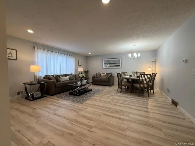 Living Room/Dining Area Combo Living Room/Dining Area Combo