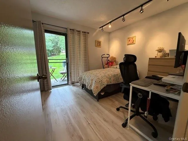 2nd Bedroom 2nd Bedroom