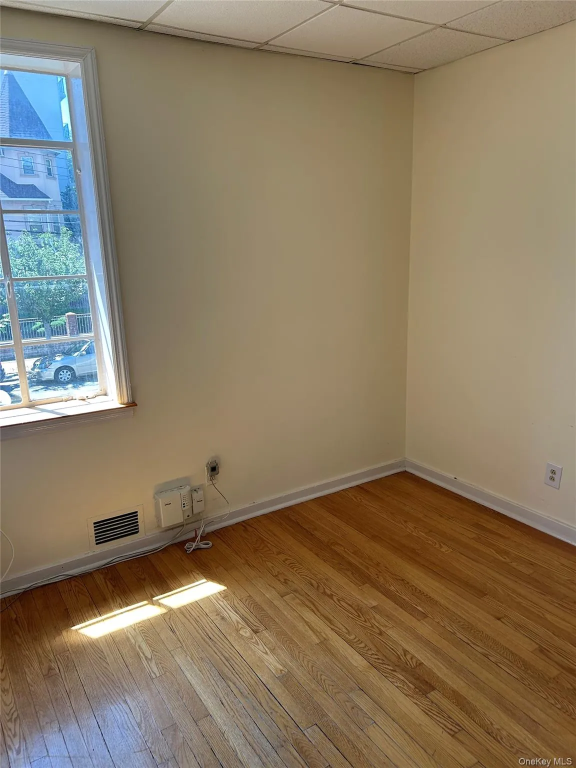 1585 New York Ave, New York, NY, 2 Bedrooms Bedrooms, 3 Rooms Rooms,1 BathroomBathrooms,Residential Lease,For Rent,New York Ave,0,1019215 1585 New York Ave, New York, NY, 2 Bedrooms Bedrooms, 3 Rooms Rooms,1 BathroomBathrooms,Residential Lease,For Rent,New York Ave,0,1019215